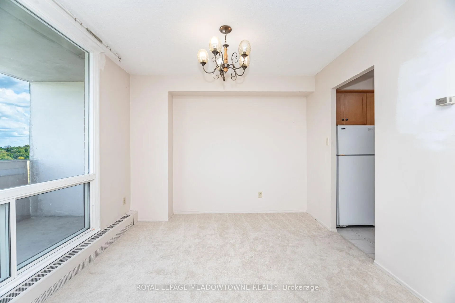 Photo 13 of Unit 804, 225 Harvard Place, Waterloo — HOMEH