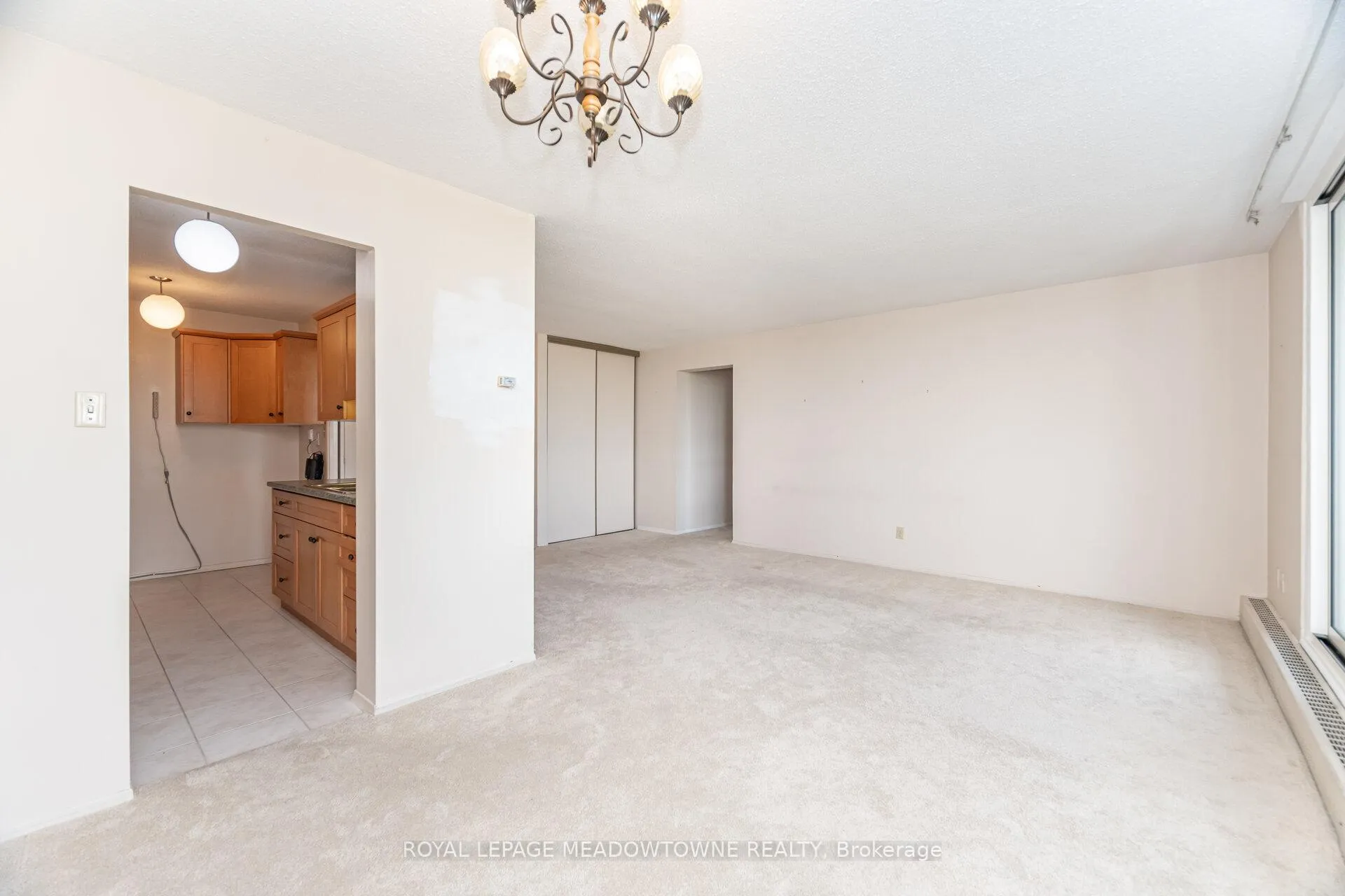 Photo 15 of Unit 804, 225 Harvard Place, Waterloo — HOMEH