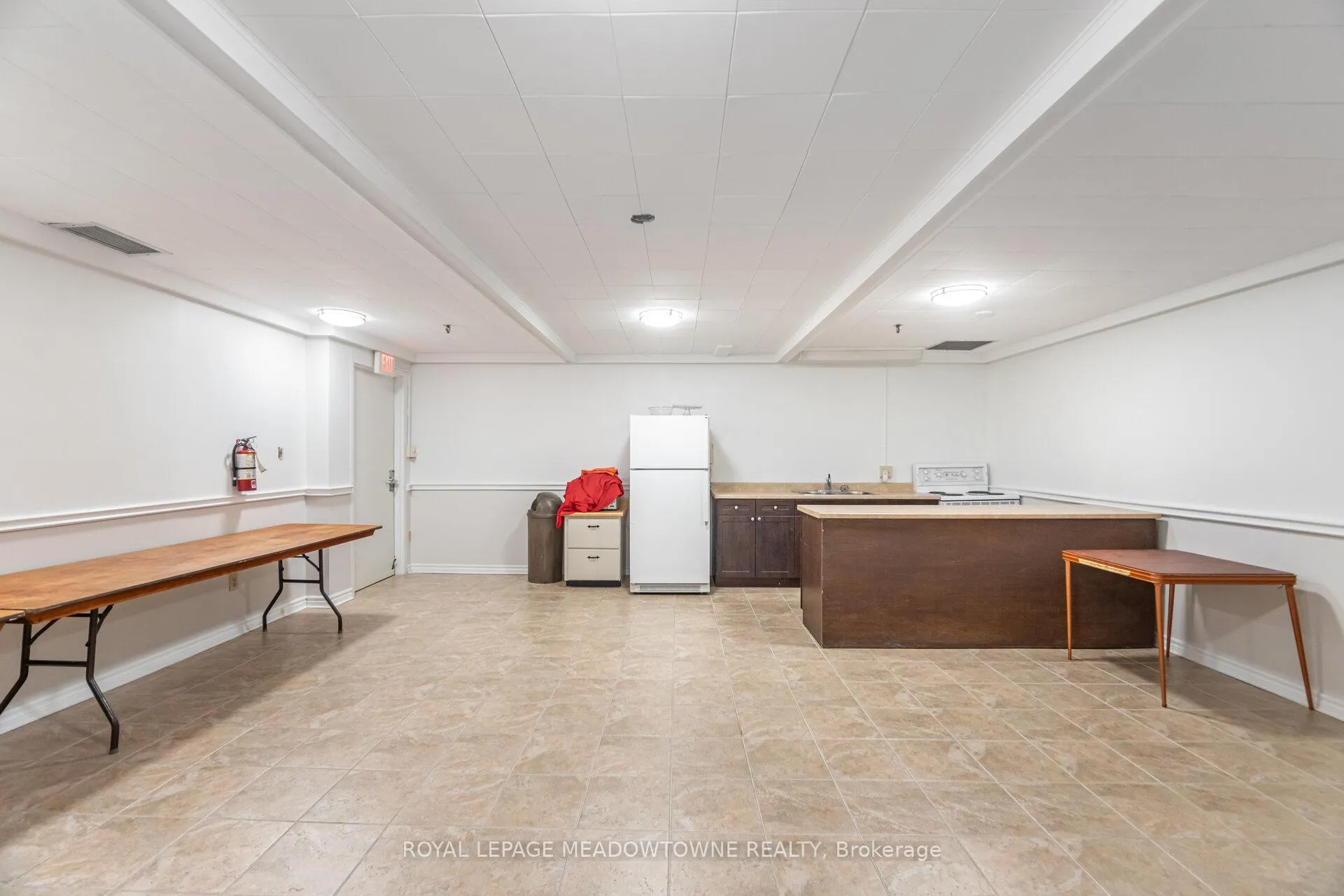 Photo 42 of Unit 804, 225 Harvard Place, Waterloo — HOMEH
