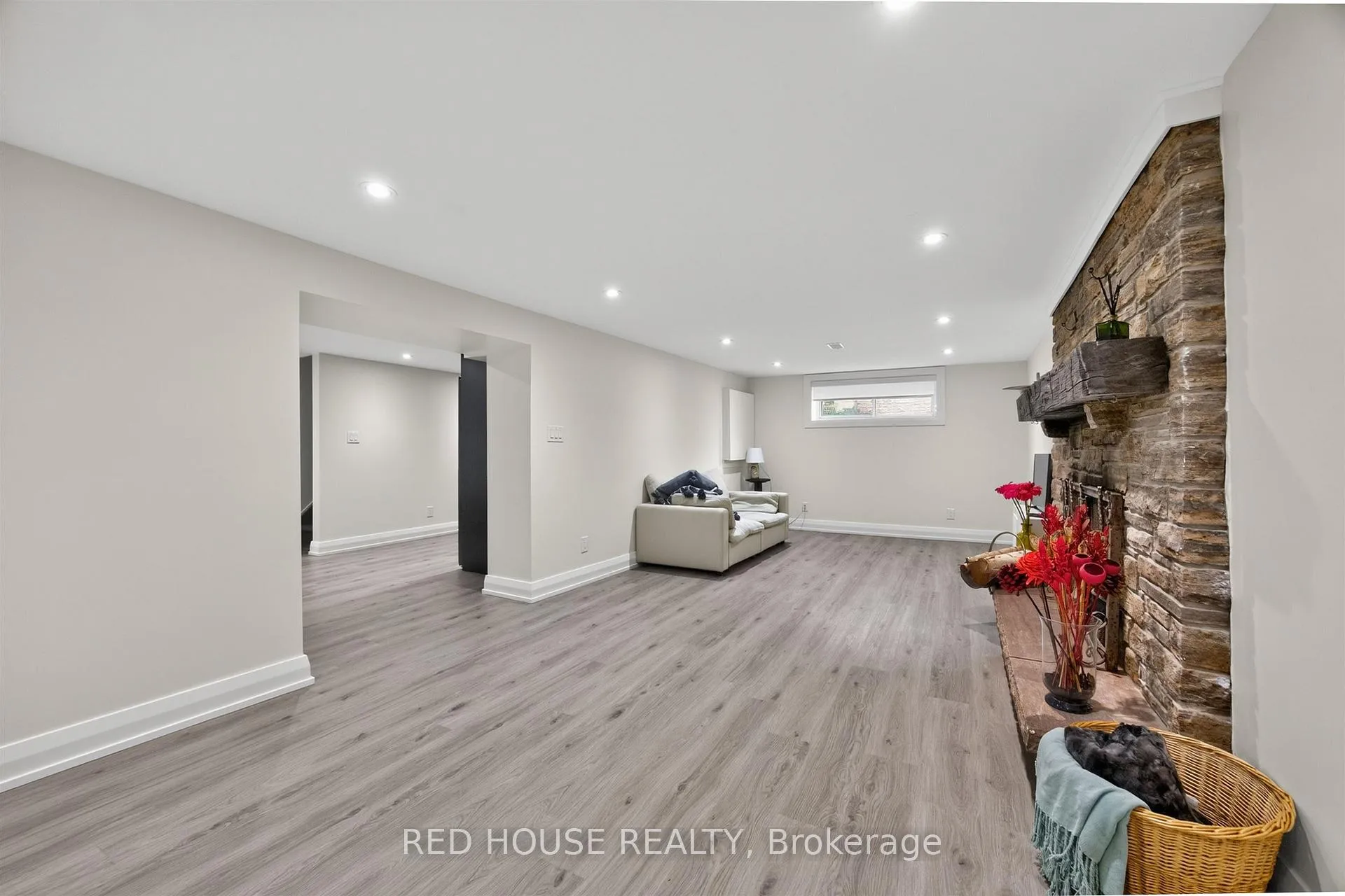 Photo 10 of Unit Basement, 70 Beaverbrook Avenue, Etobicoke, Princess-Rosethorn — HOMEH