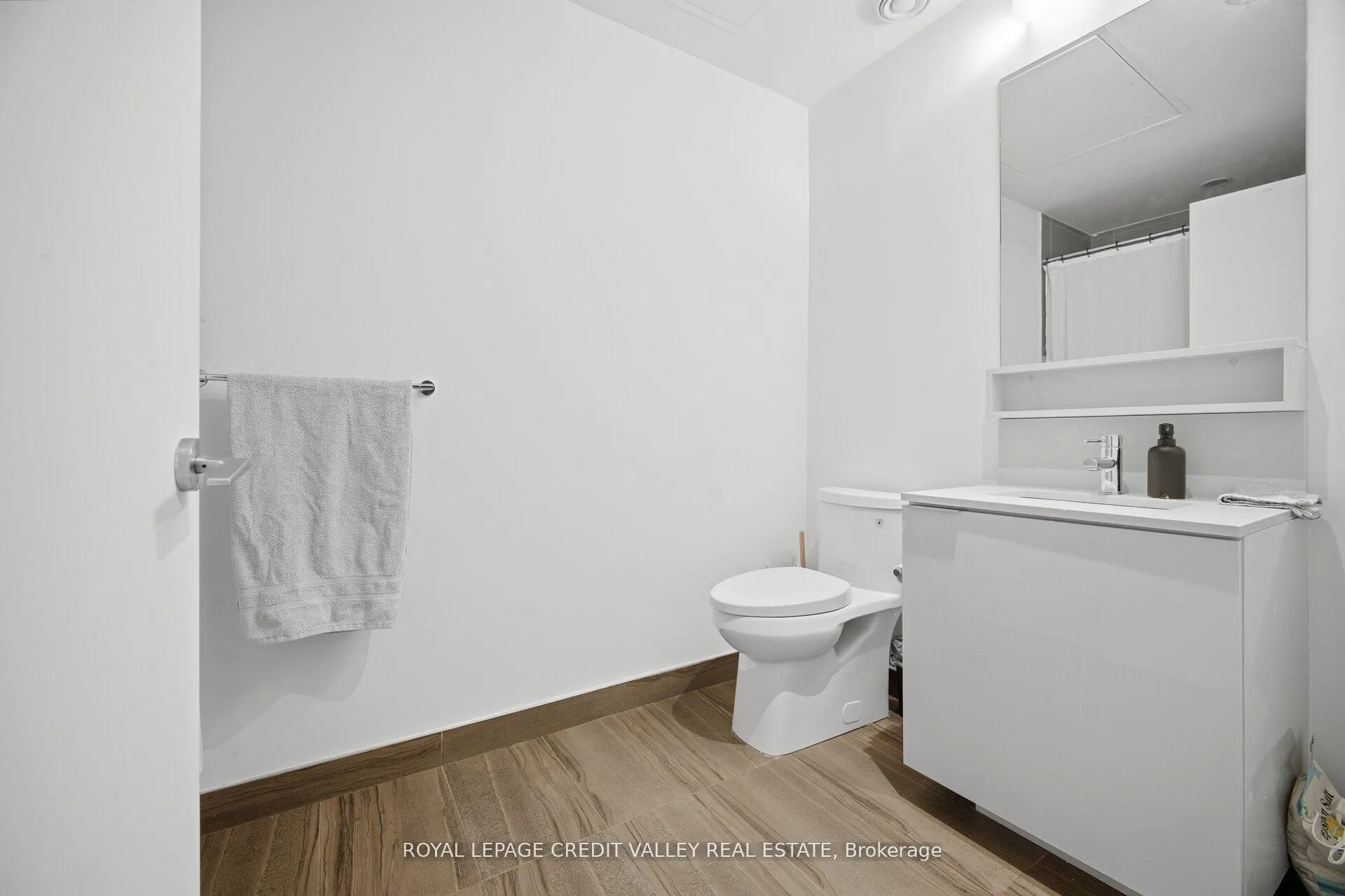 Photo 23 of Unit 1511, 5 Buttermill Avenue, Vaughan, Vaughan Corporate Centre — HOMEH