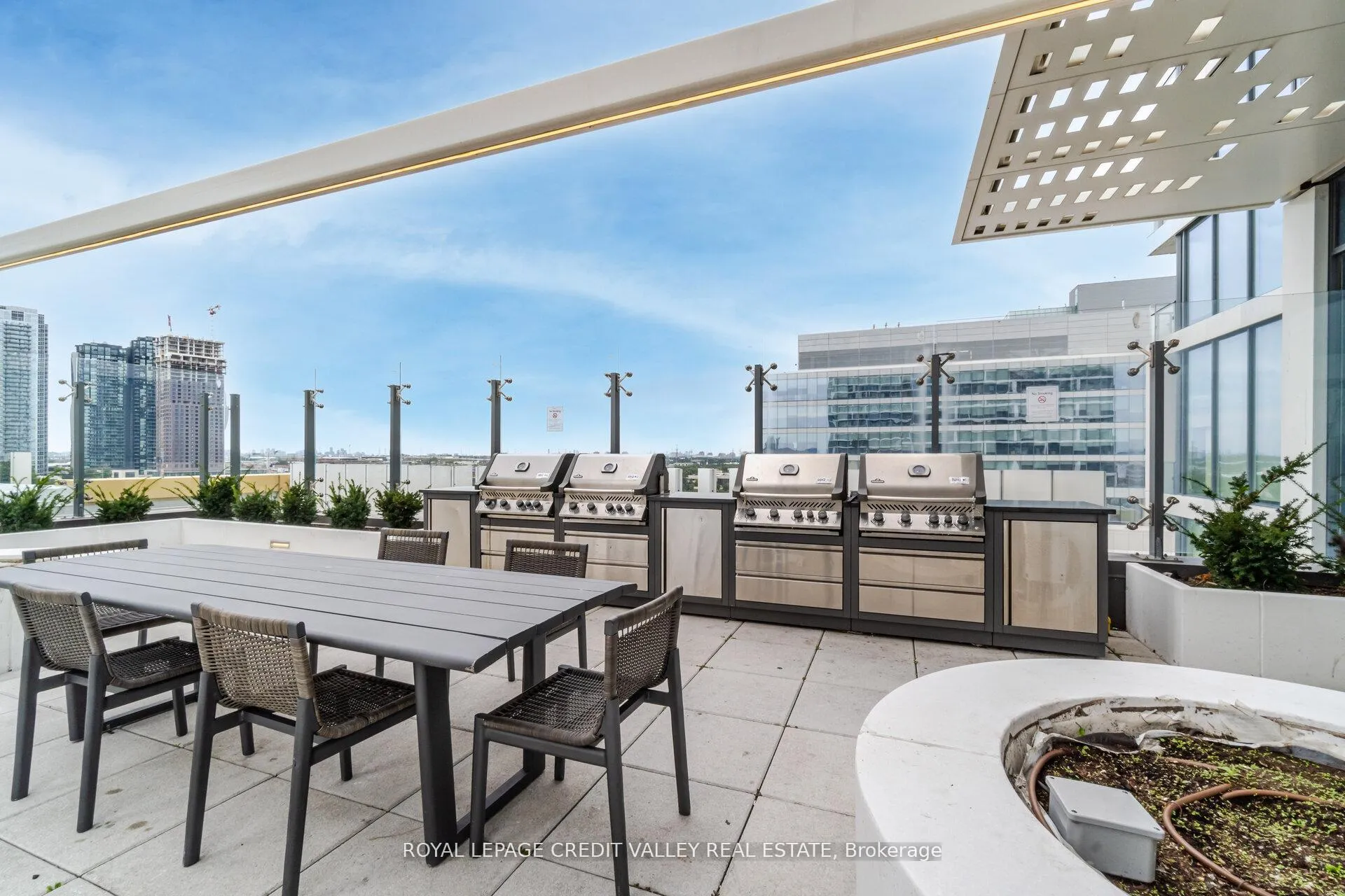 Photo 36 of Unit 1511, 5 Buttermill Avenue, Vaughan, Vaughan Corporate Centre — HOMEH