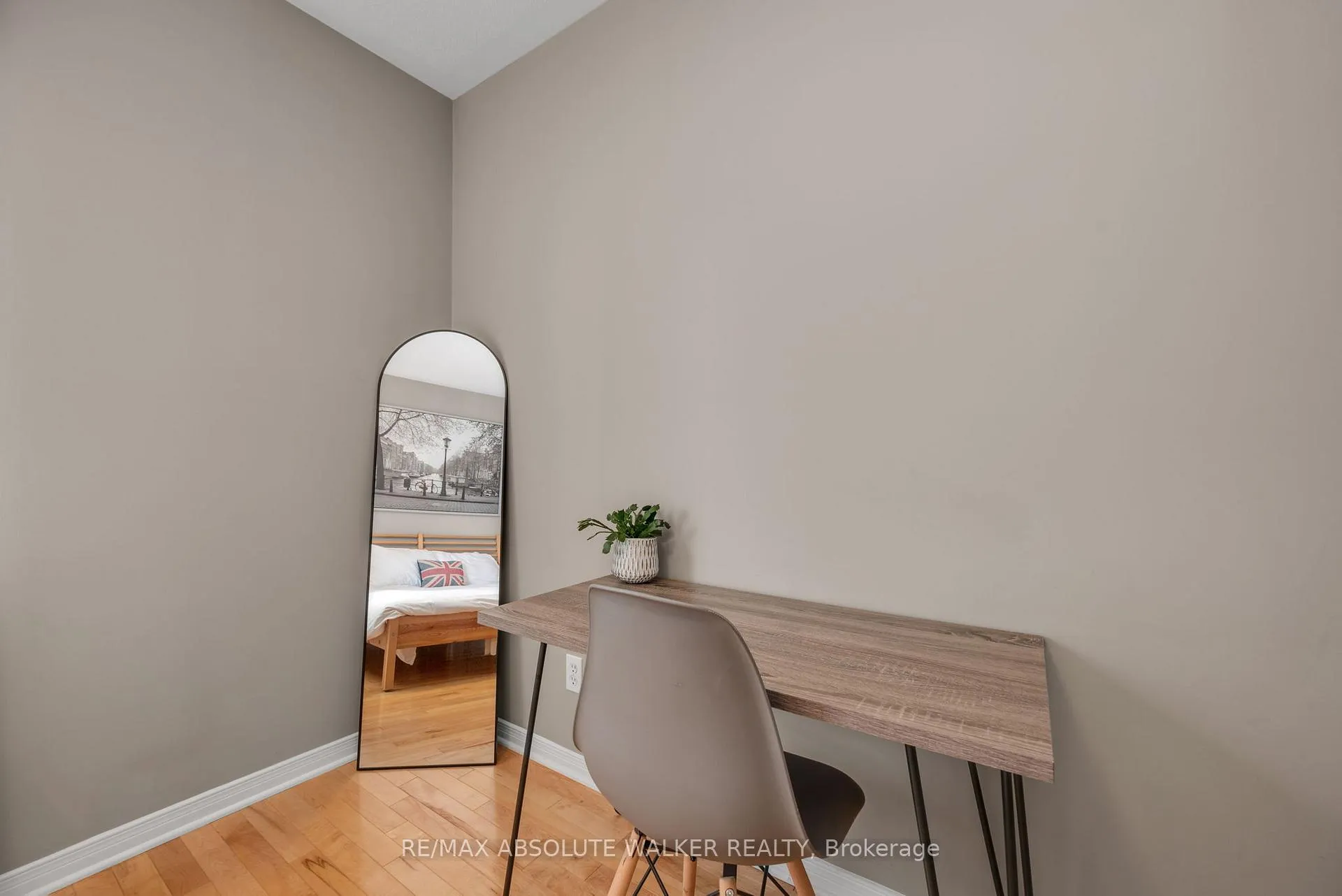 Photo 18 of Unit 9, 395 Bell Street, Ottawa, West Centre Town — HOMEH