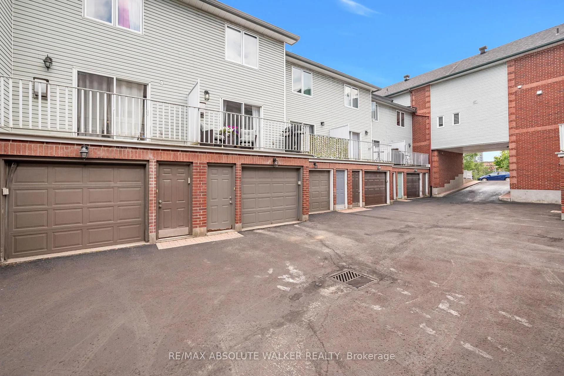 Photo 23 of Unit 9, 395 Bell Street, Ottawa, West Centre Town — HOMEH