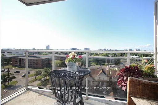 Photo 25 of Unit 905, 650 Lawrence Avenue W, Toronto, Englemount-Lawrence — HOMEH