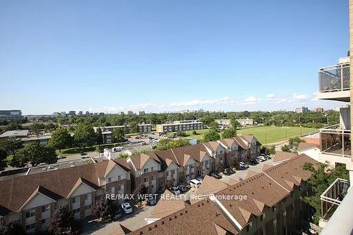 Photo 27 of Unit 905, 650 Lawrence Avenue W, Toronto, Englemount-Lawrence — HOMEH