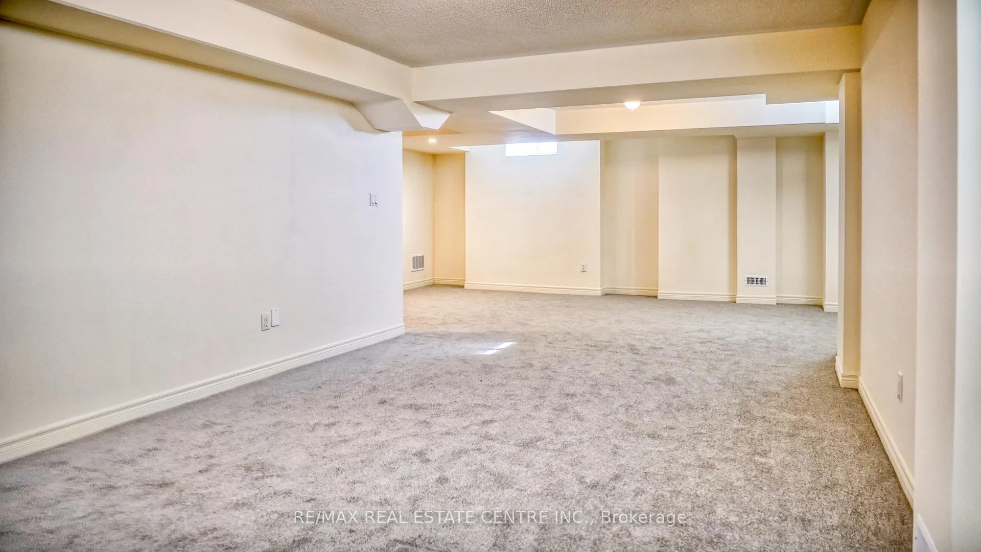 Photo 37 of 1184 Drinkle Crescent, Oshawa, Eastdale — HOMEH
