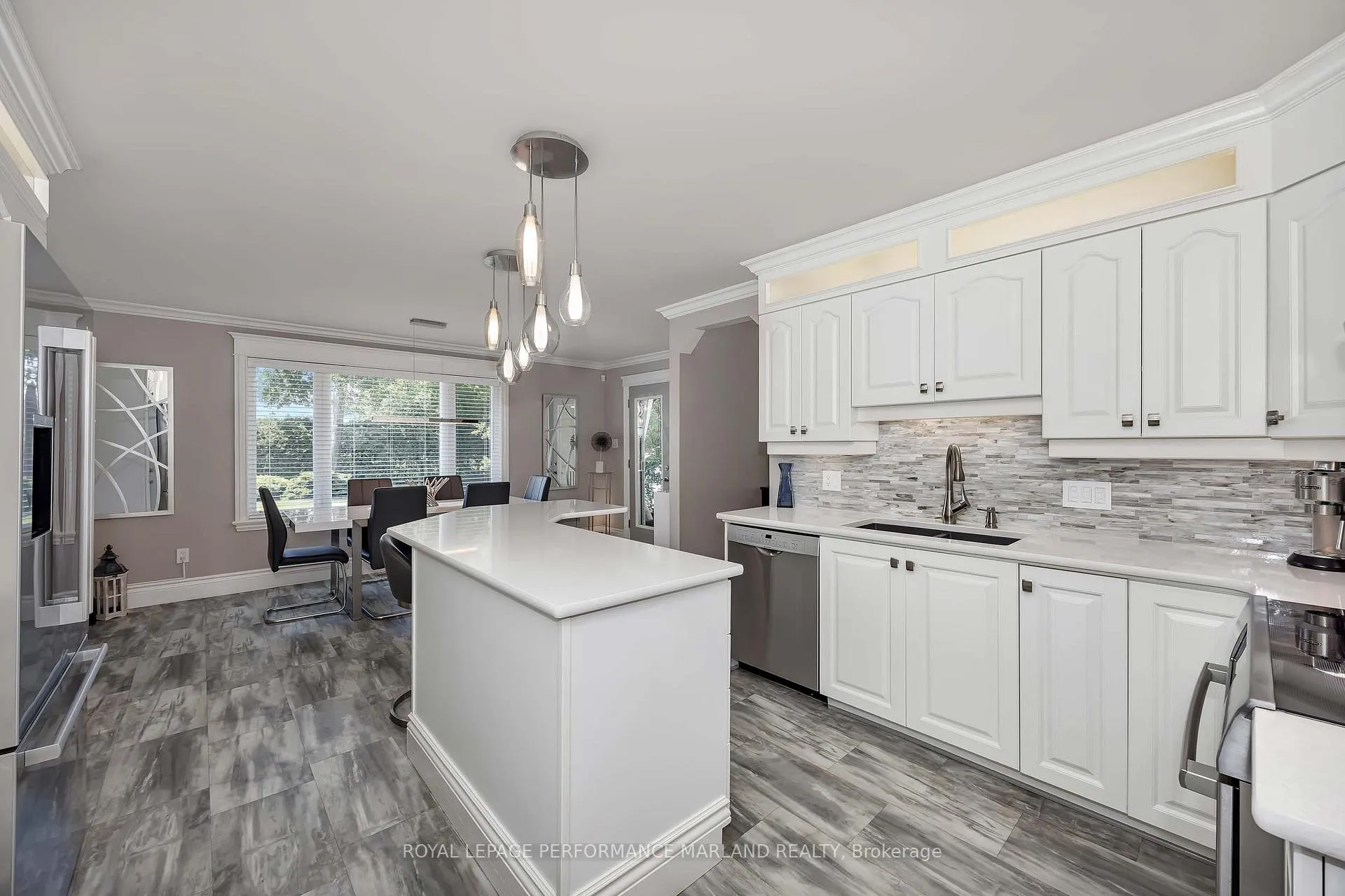Photo 8 of 1591 Stephanie Anne Drive, Ottawa, Greely — HOMEH