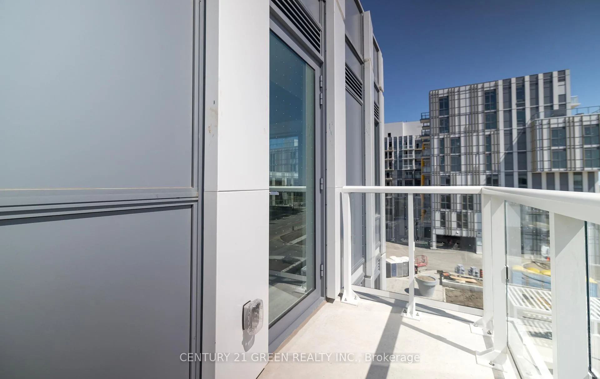 Photo 2 of Unit 524, 1005 Dundas Street E, Oakville, Joshua Meadows — HOMEH