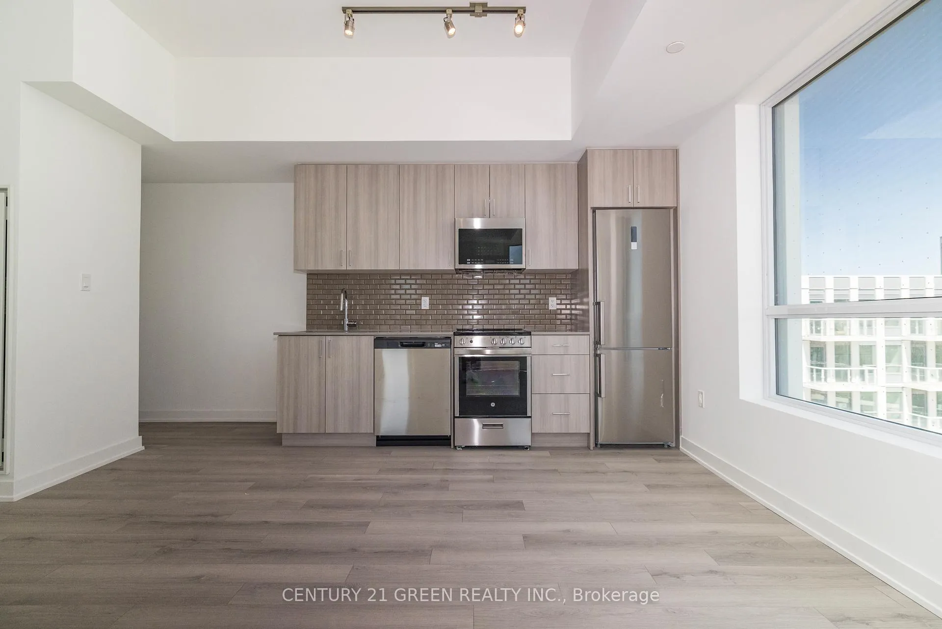 Photo 16 of Unit 524, 1005 Dundas Street E, Oakville, Joshua Meadows — HOMEH