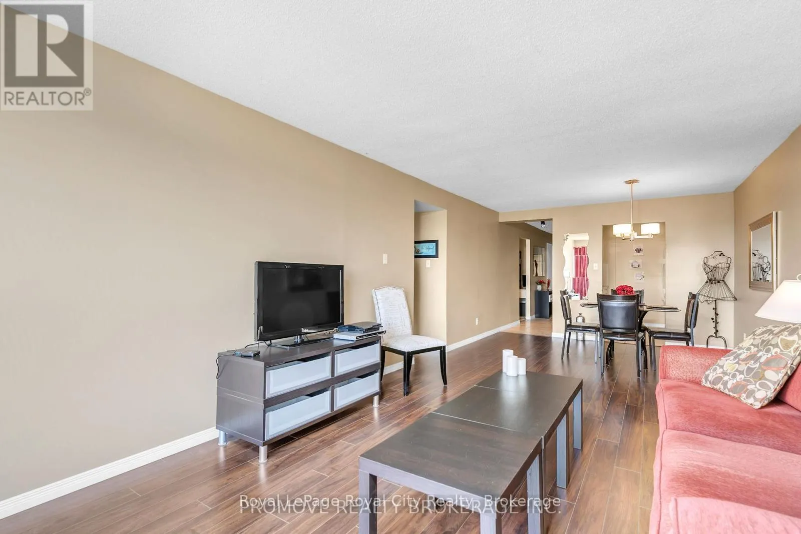 Photo 5 of Unit 906, 358 Waterloo Avenue, Guelph, Junction/Onward Willow — HOMEH