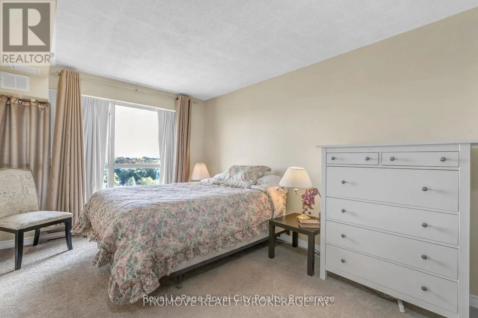 Photo 8 of Unit 906, 358 Waterloo Avenue, Guelph, Junction/Onward Willow — HOMEH