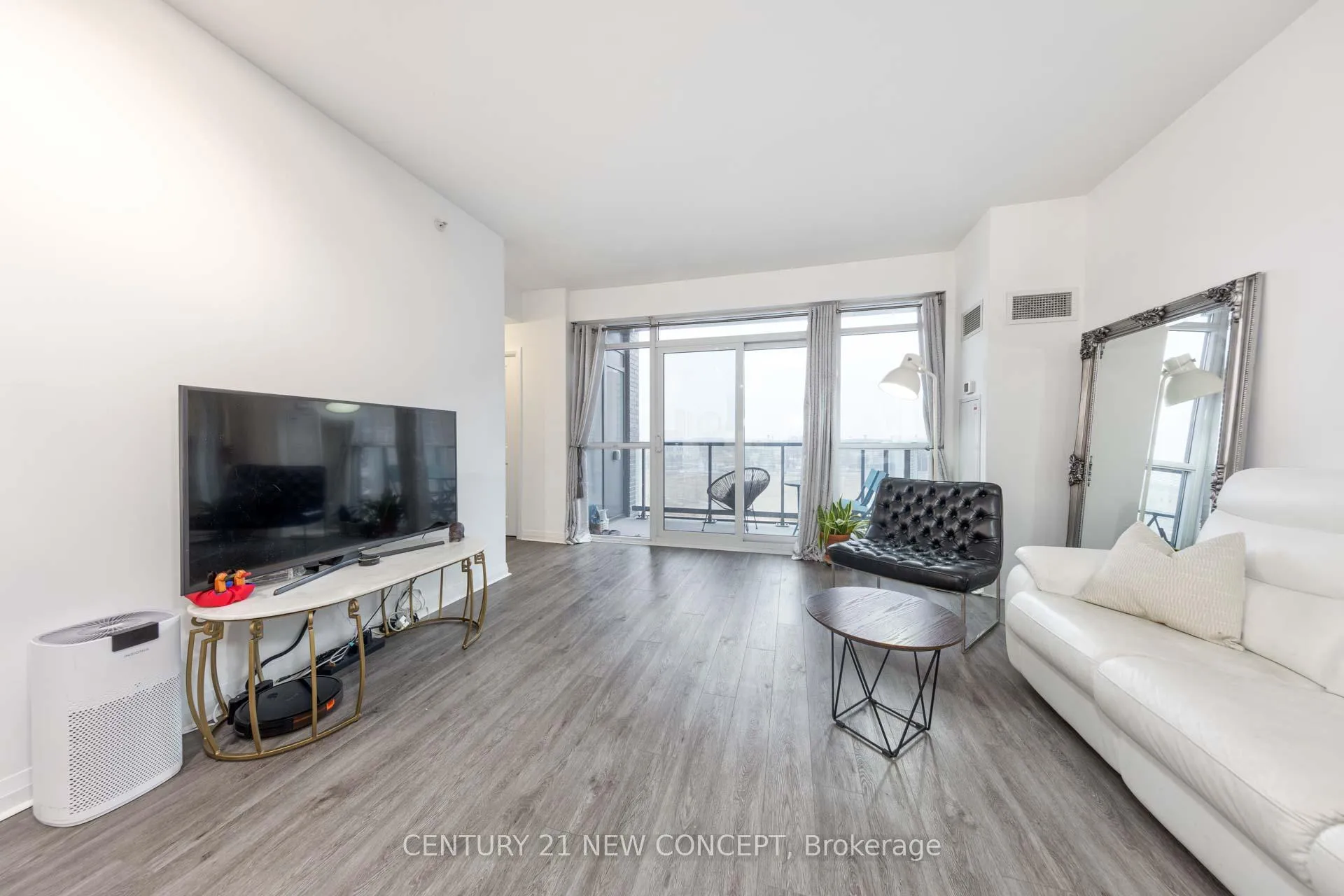 Photo 12 of Unit 409, 55 Oneida Crescent, Richmond Hill, Langstaff — HOMEH