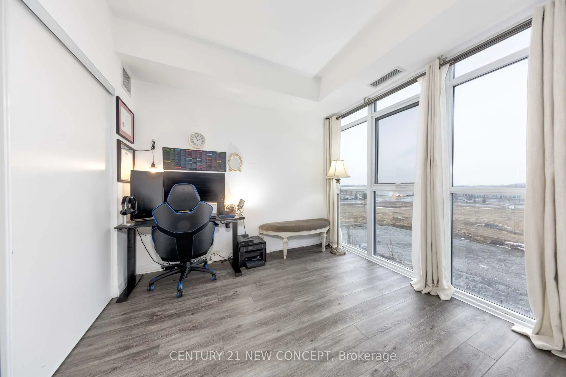 Photo 14 of Unit 409, 55 Oneida Crescent, Richmond Hill, Langstaff — HOMEH