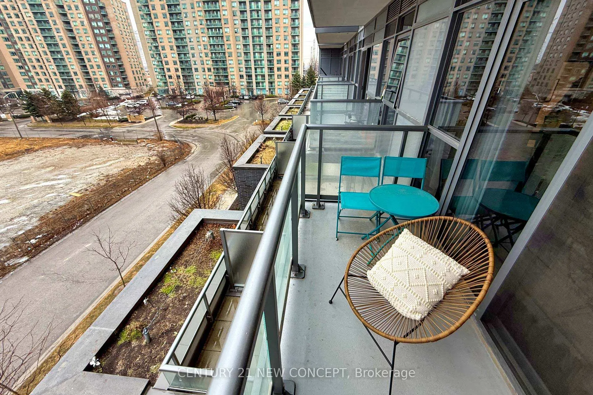 Photo 23 of Unit 409, 55 Oneida Crescent, Richmond Hill, Langstaff — HOMEH