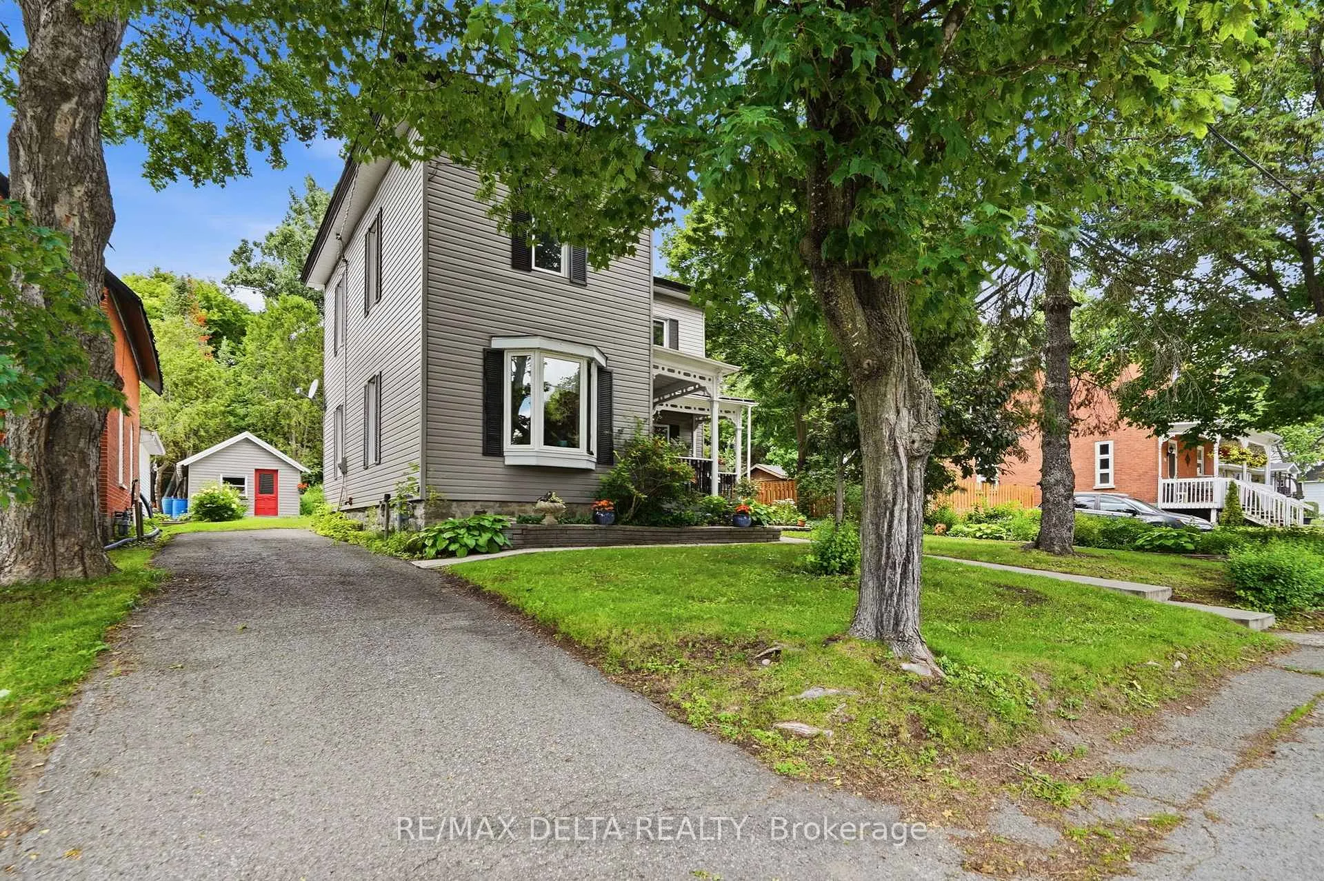 Photo 3 of 28 Jay Street, Champlain, Vankleek Hill — HOMEH