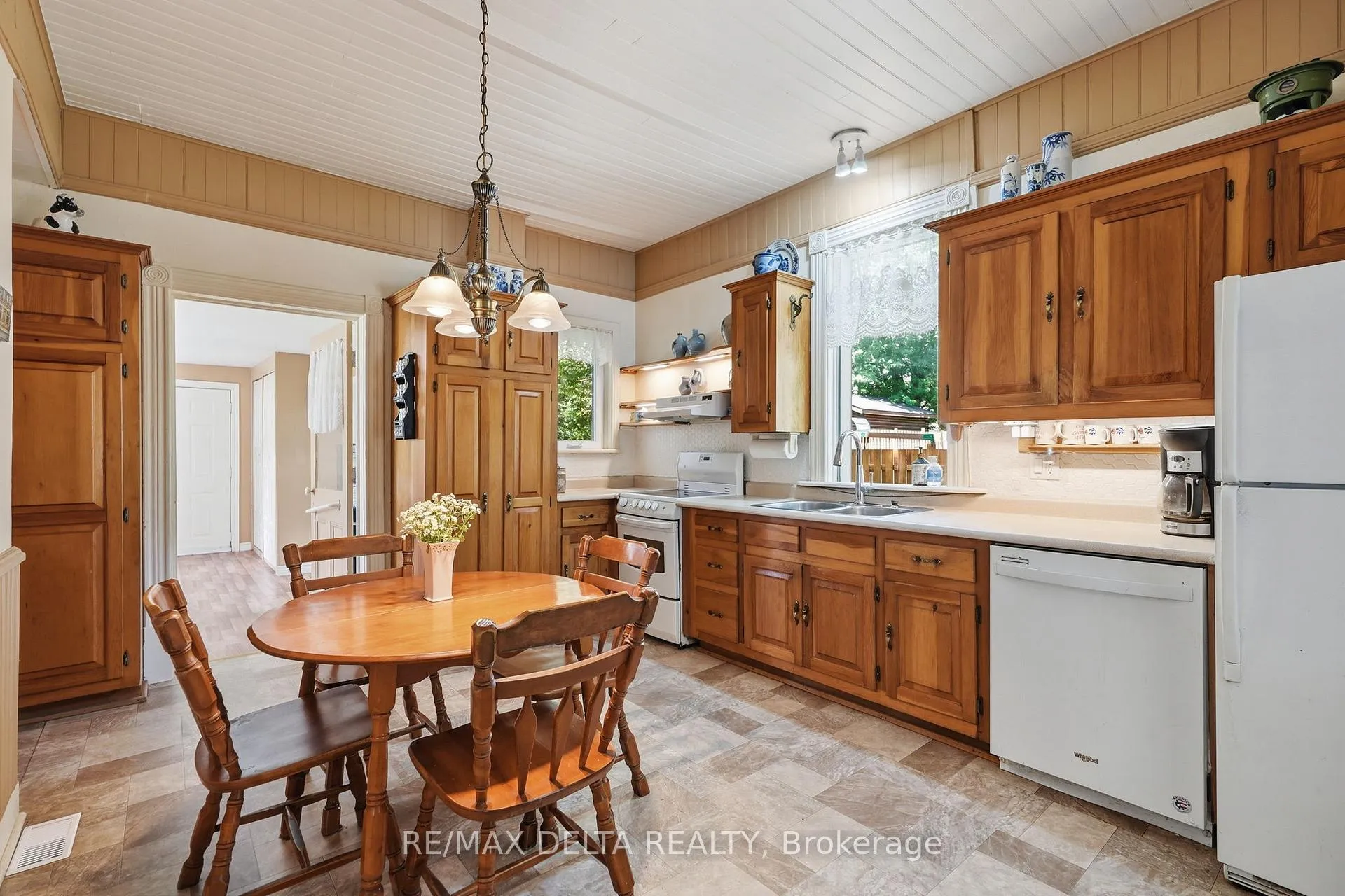 Photo 8 of 28 Jay Street, Champlain, Vankleek Hill — HOMEH