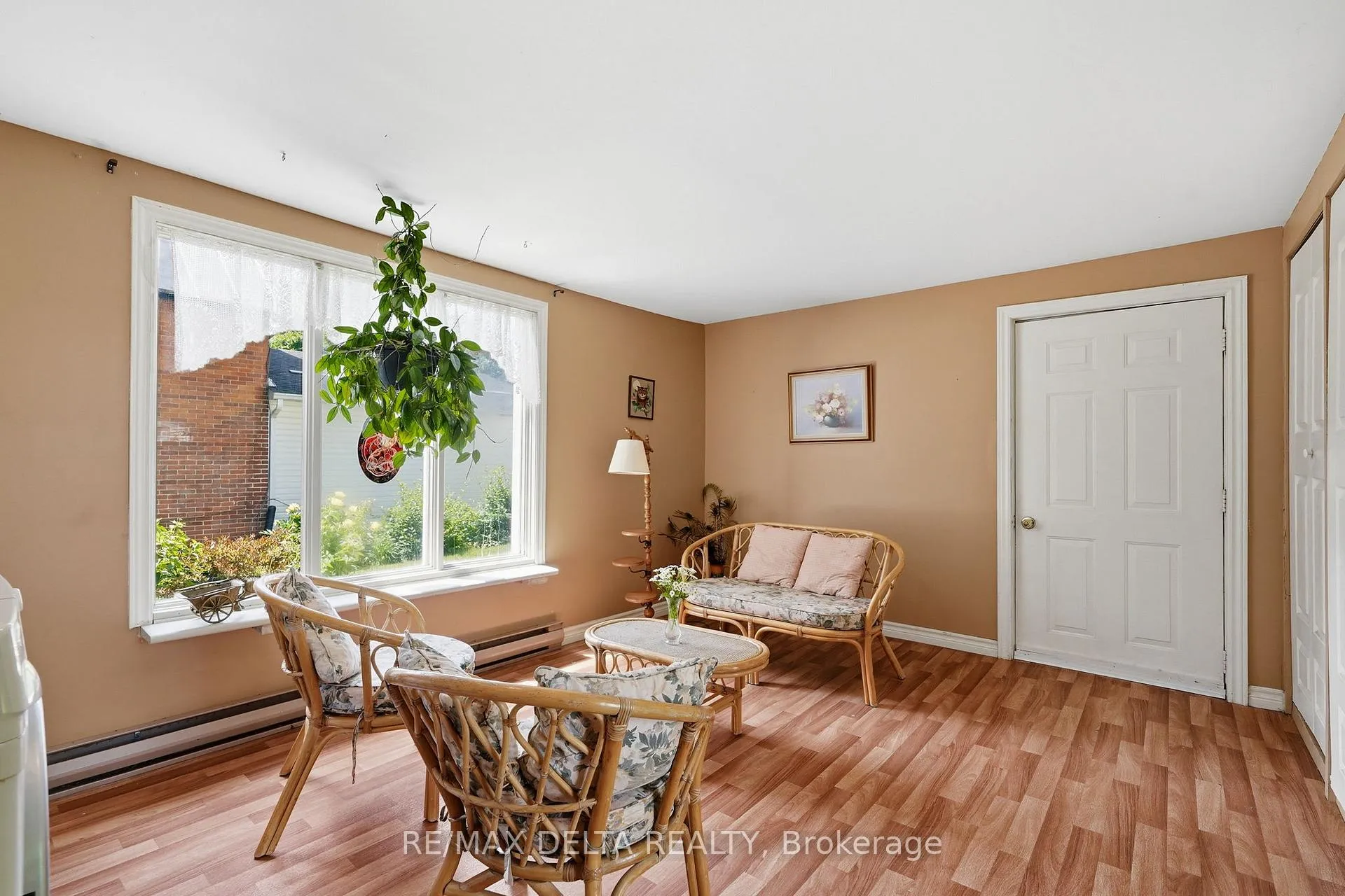 Photo 13 of 28 Jay Street, Champlain, Vankleek Hill — HOMEH