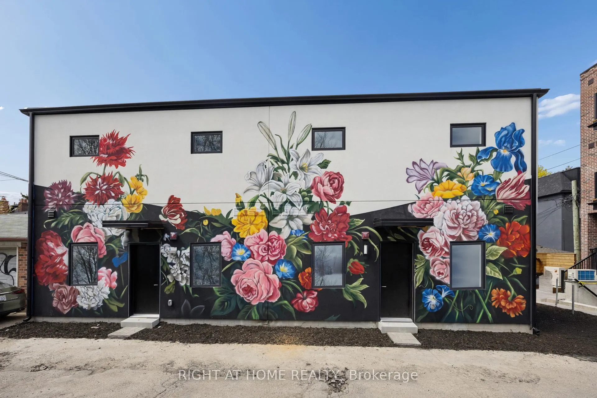 Photo 1 of Unit 10, 91 Barton Avenue, Toronto, The Annex — HOMEH