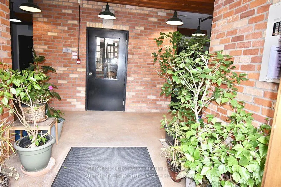 Photo 2 of Unit 24, 36 Margaret Street, Hamilton, Strathcona — HOMEH