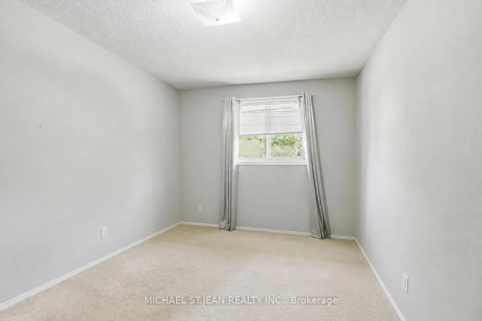 Photo 33 of Unit 2, 565 Rymal Road E, Hamilton, Butler — HOMEH