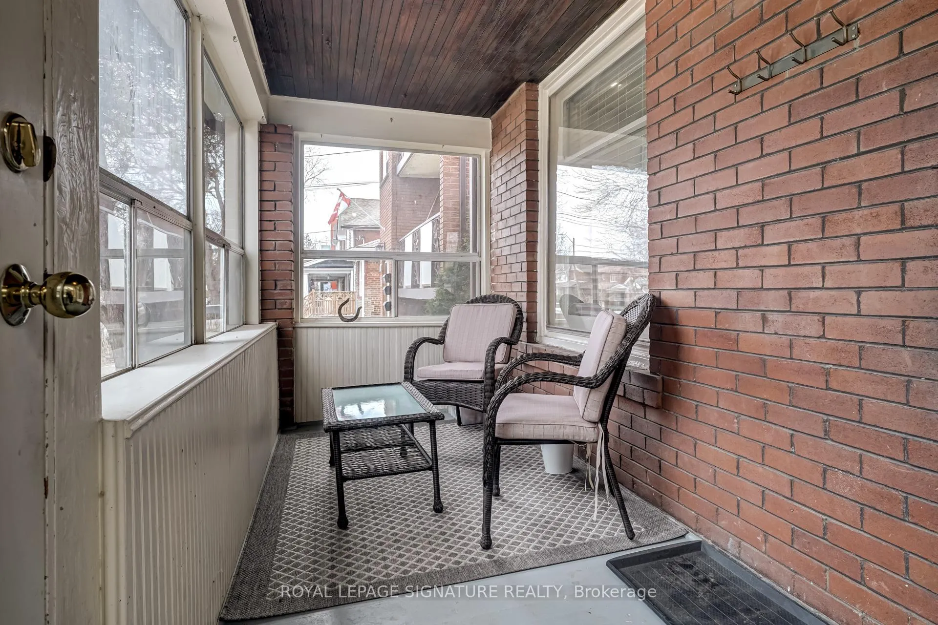 Photo 2 of 108 Wheatfield Road, Etobicoke, Mimico — HOMEH