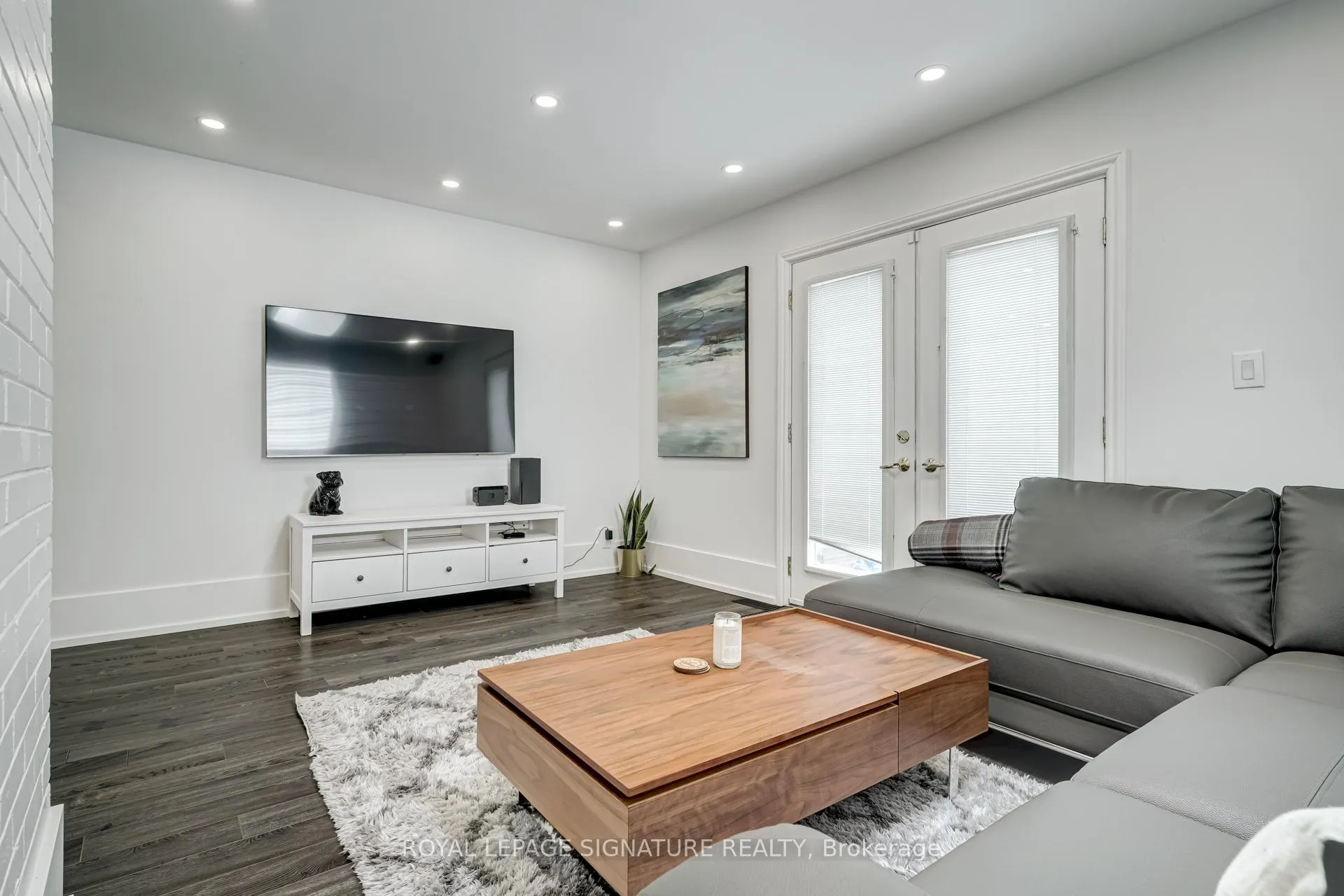 Photo 16 of 108 Wheatfield Road, Etobicoke, Mimico — HOMEH