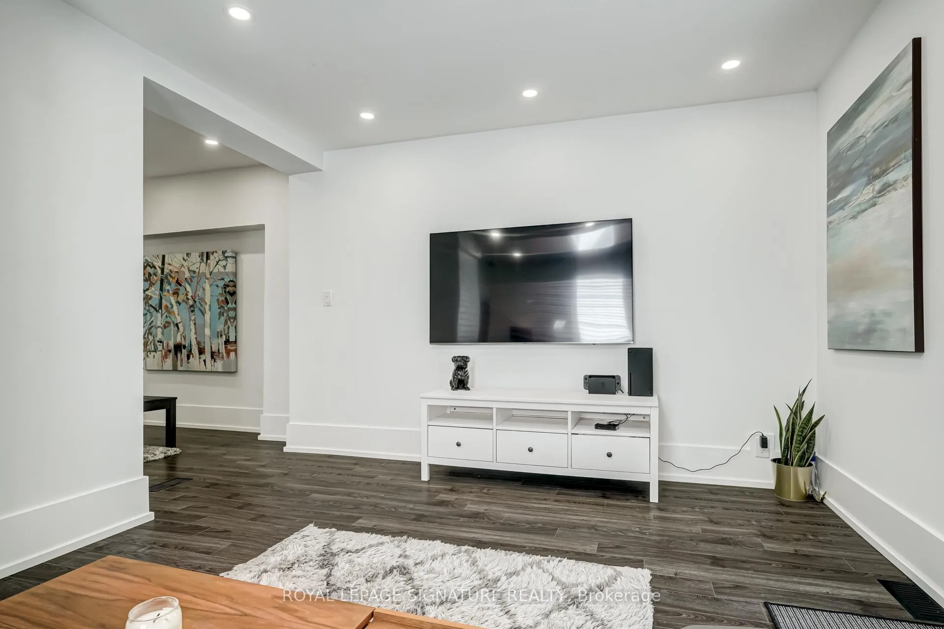 Photo 17 of 108 Wheatfield Road, Etobicoke, Mimico — HOMEH