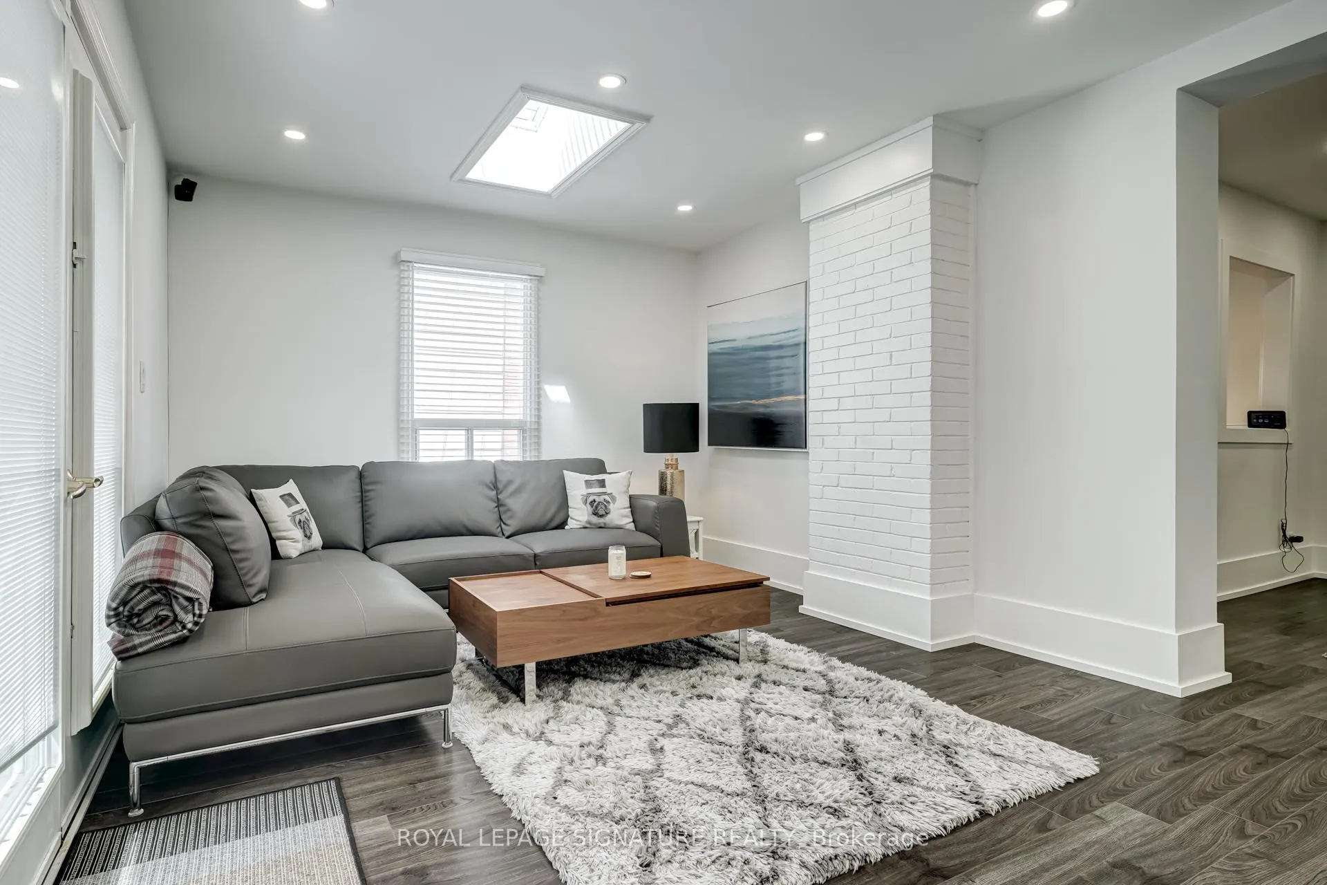 Photo 18 of 108 Wheatfield Road, Etobicoke, Mimico — HOMEH
