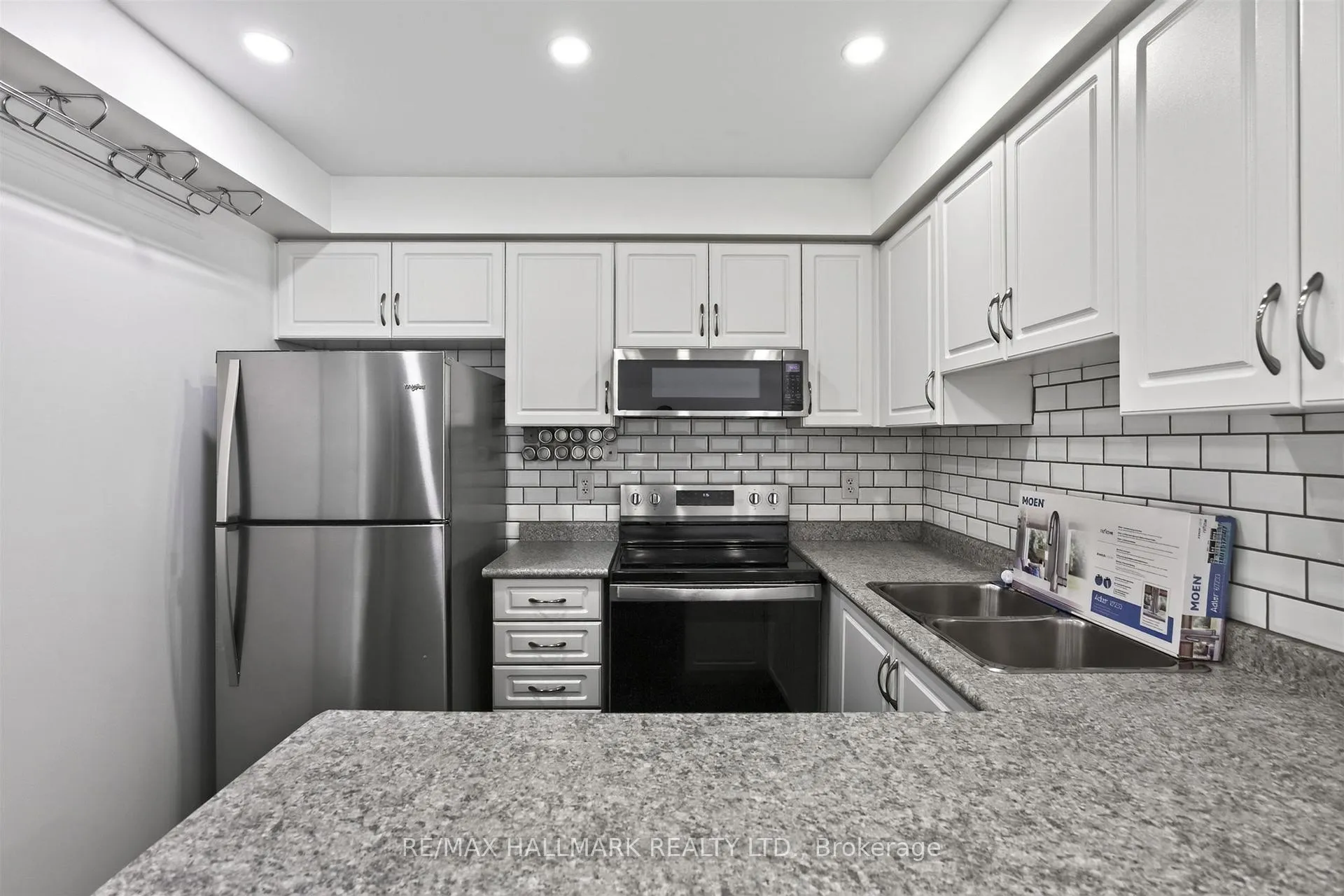 Photo 48 of 10 Linnell Street, Ajax, Central East — HOMEH