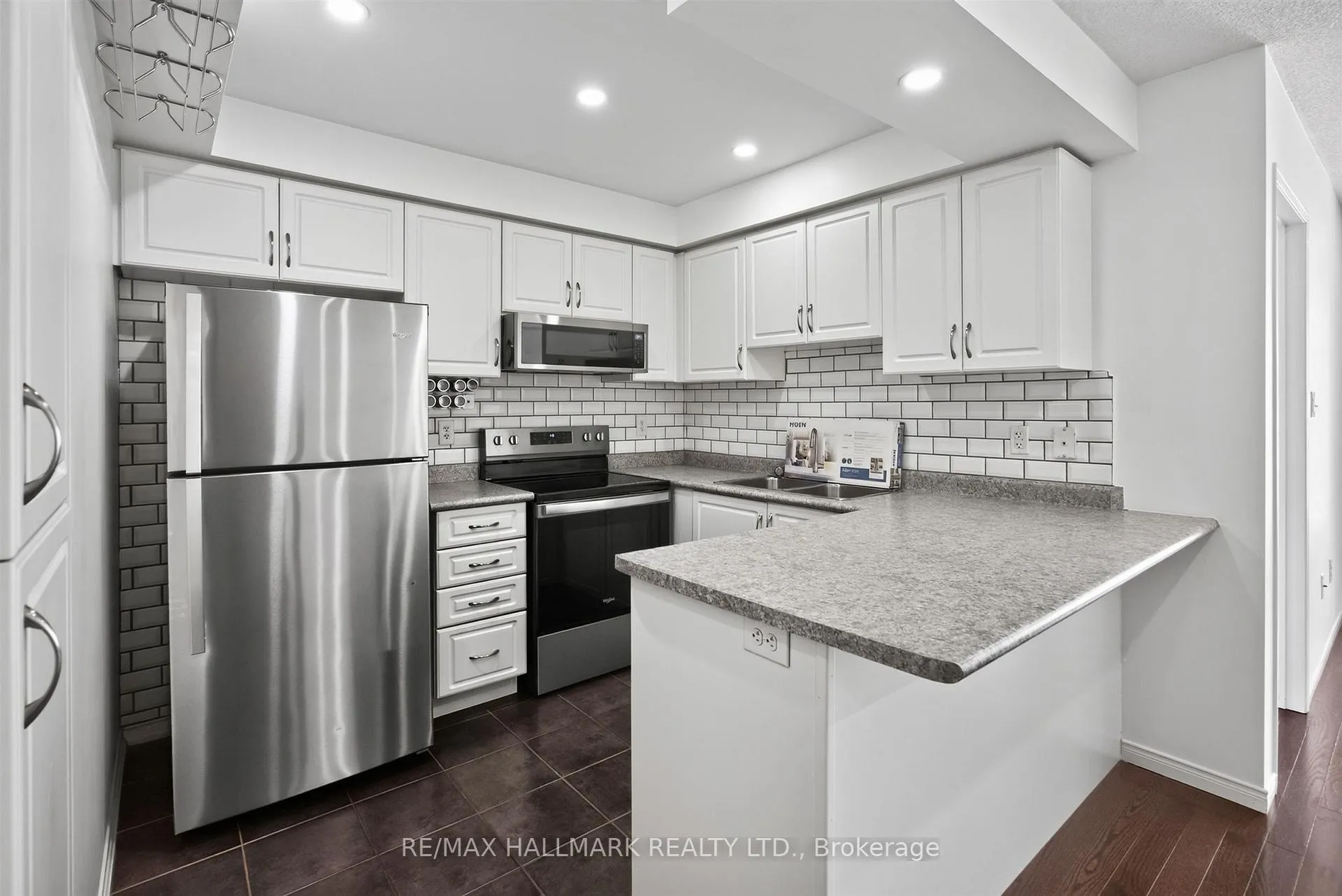 Photo 50 of 10 Linnell Street, Ajax, Central East — HOMEH