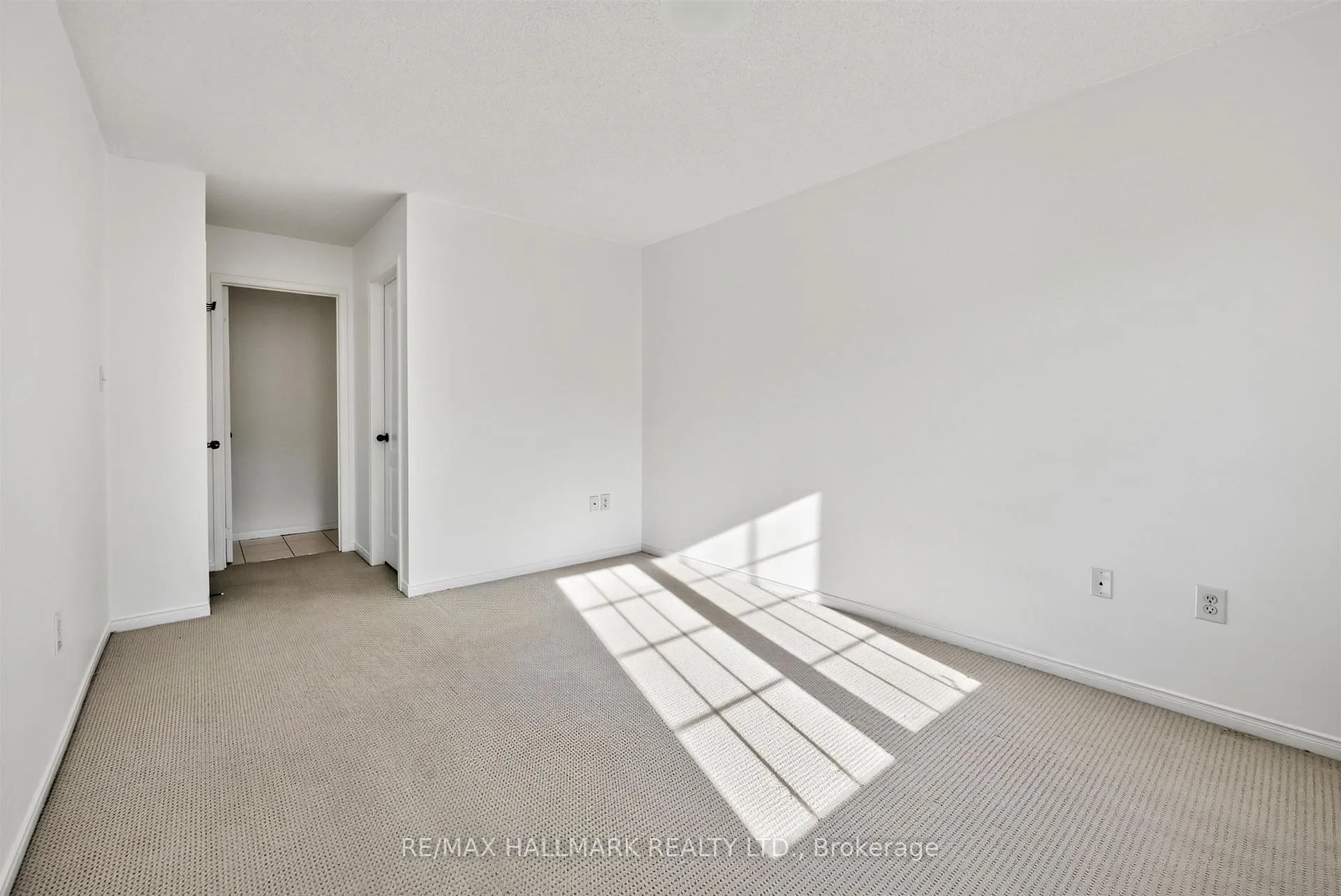 Photo 63 of 10 Linnell Street, Ajax, Central East — HOMEH