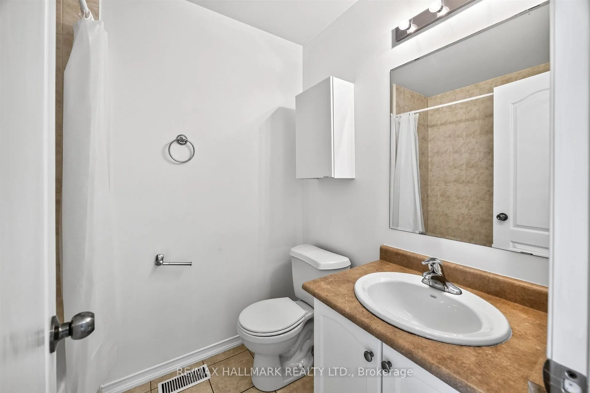 Photo 73 of 10 Linnell Street, Ajax, Central East — HOMEH