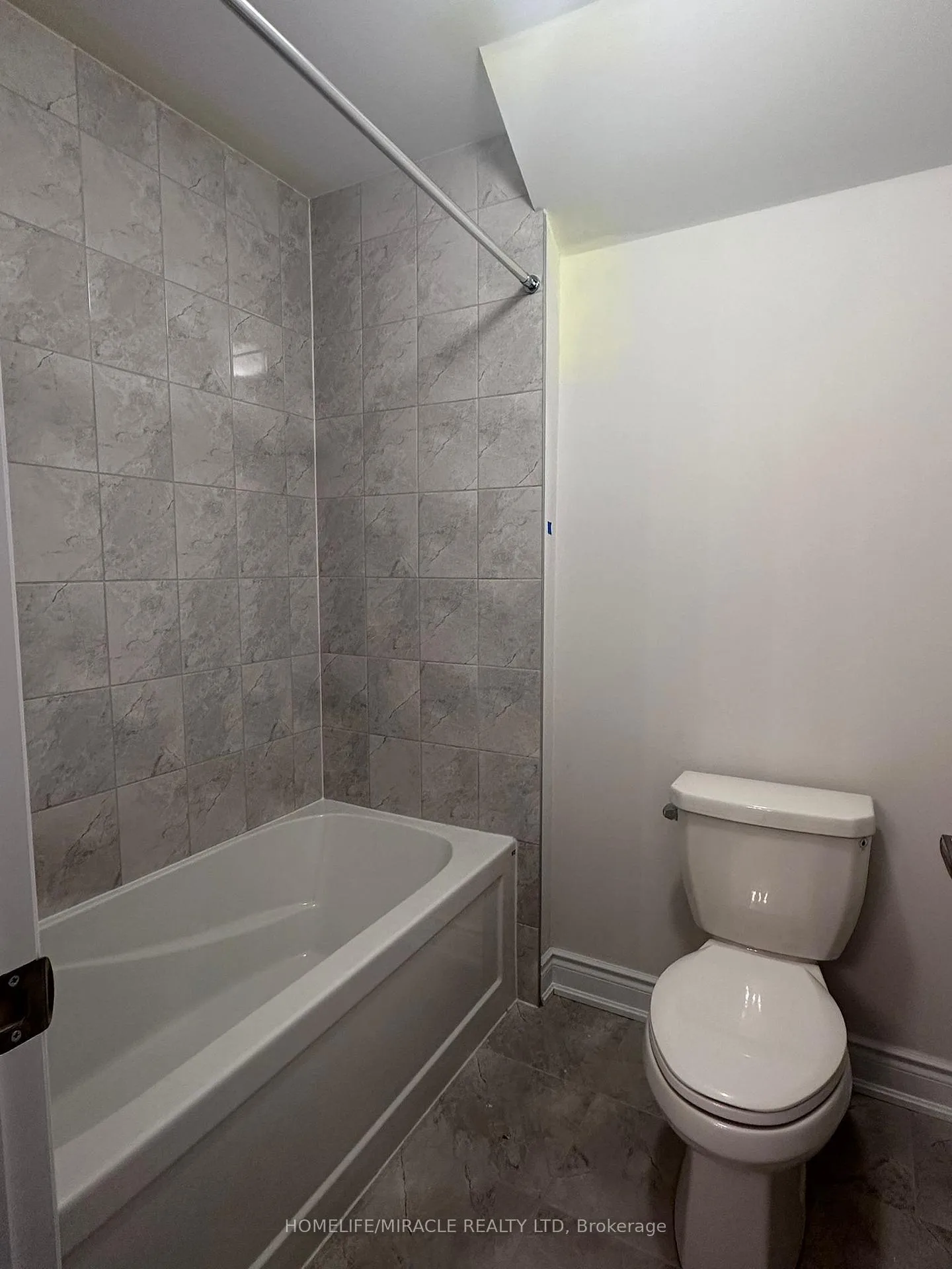 Photo 20 of 1282 Anthonia Trail, Oakville, Rural Oakville — HOMEH