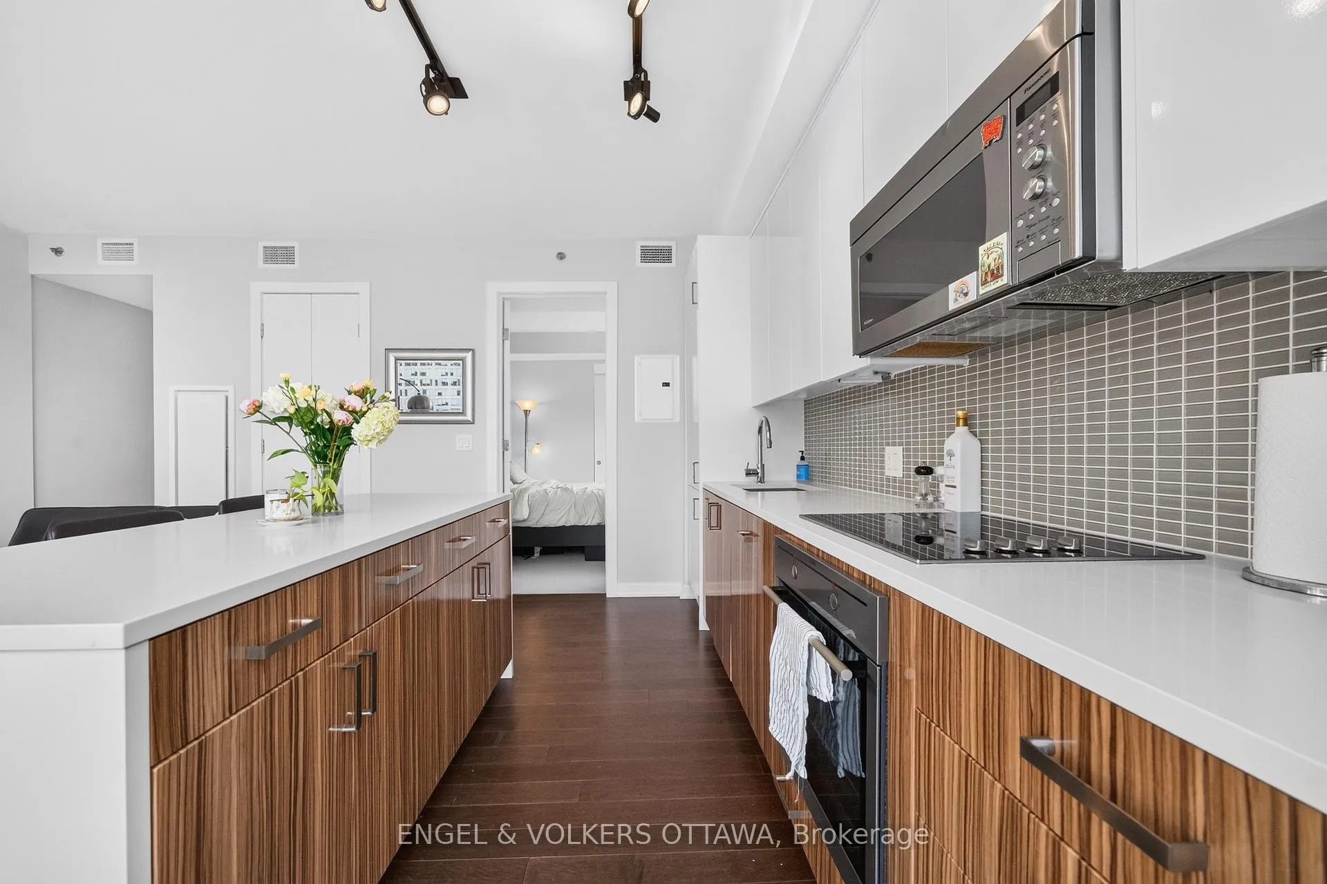 Photo 12 of Unit 1011, 300 Lisgar Street, Ottawa, Ottawa Centre — HOMEH