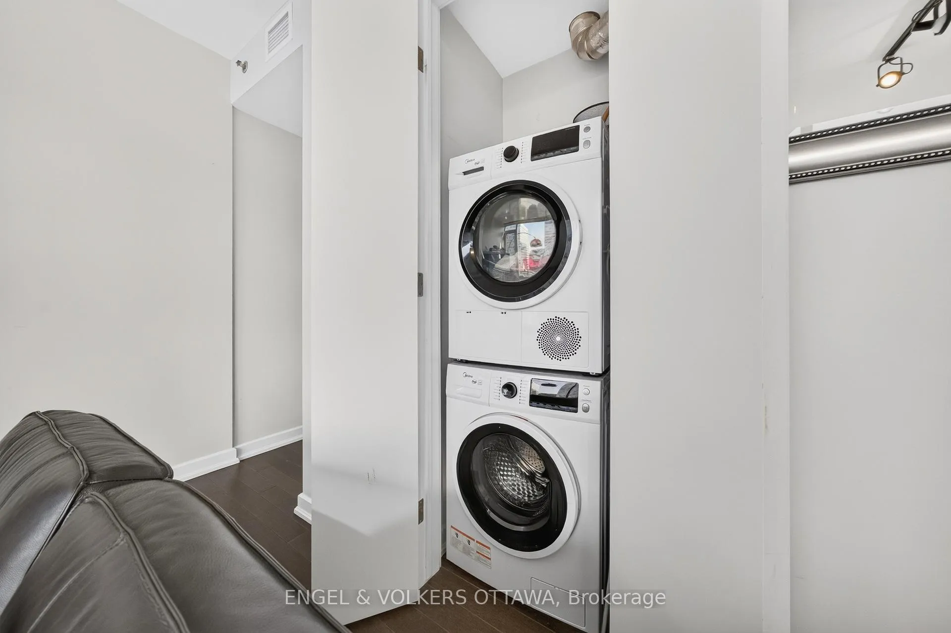 Photo 17 of Unit 1011, 300 Lisgar Street, Ottawa, Ottawa Centre — HOMEH