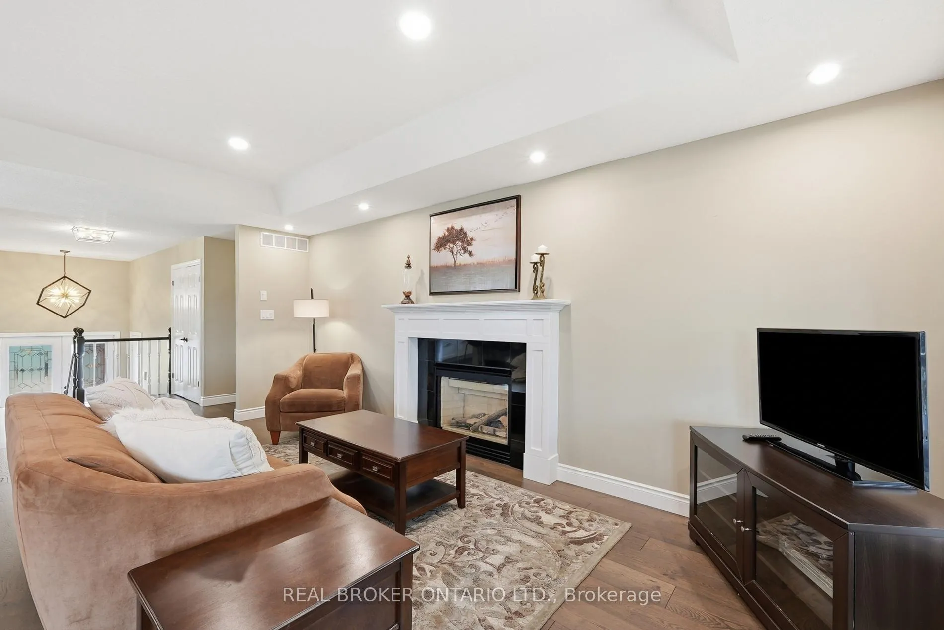 Photo 6 of 105 Harwood Road, Cambridge — HOMEH