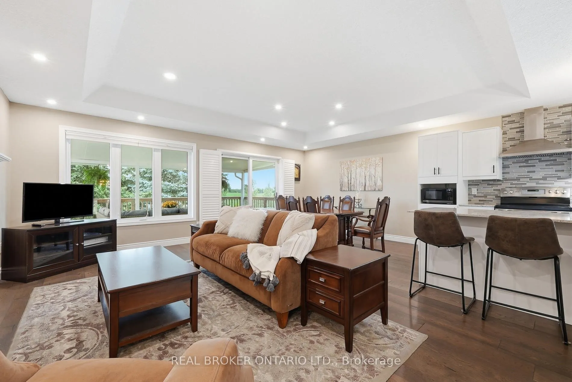 Photo 8 of 105 Harwood Road, Cambridge — HOMEH