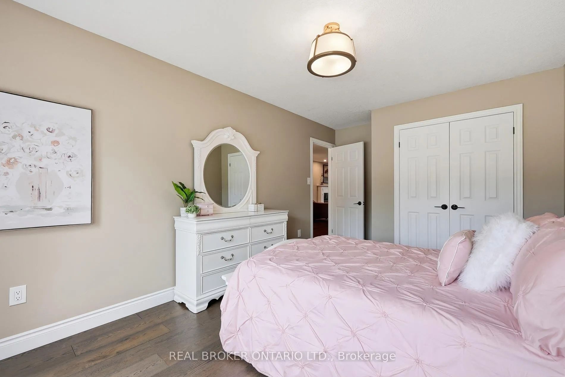 Photo 19 of 105 Harwood Road, Cambridge — HOMEH