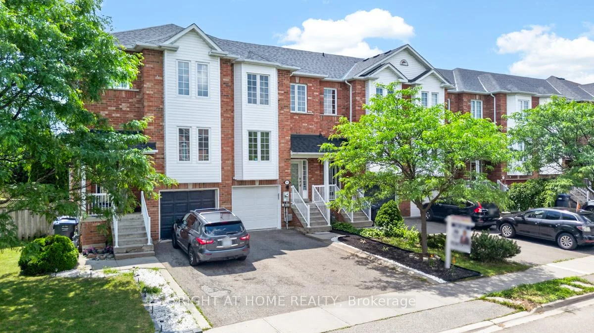 Front of 101 Wilmont Court