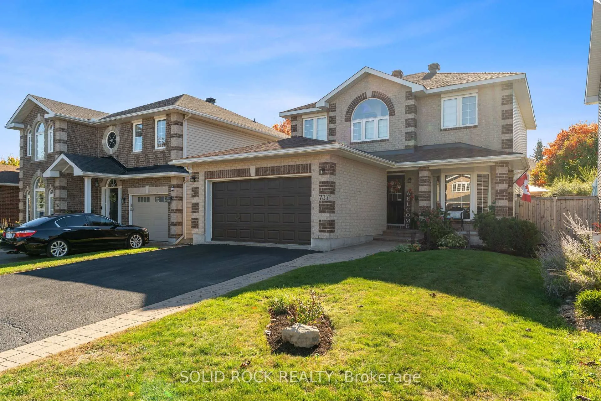 Photo 2 of 737 Vermillion Drive, Ottawa, Riverside South/Gloucester Glen — HOMEH