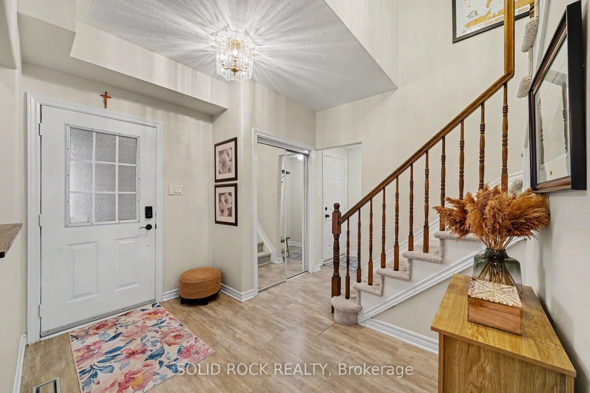 Photo 6 of 737 Vermillion Drive, Ottawa, Riverside South/Gloucester Glen — HOMEH