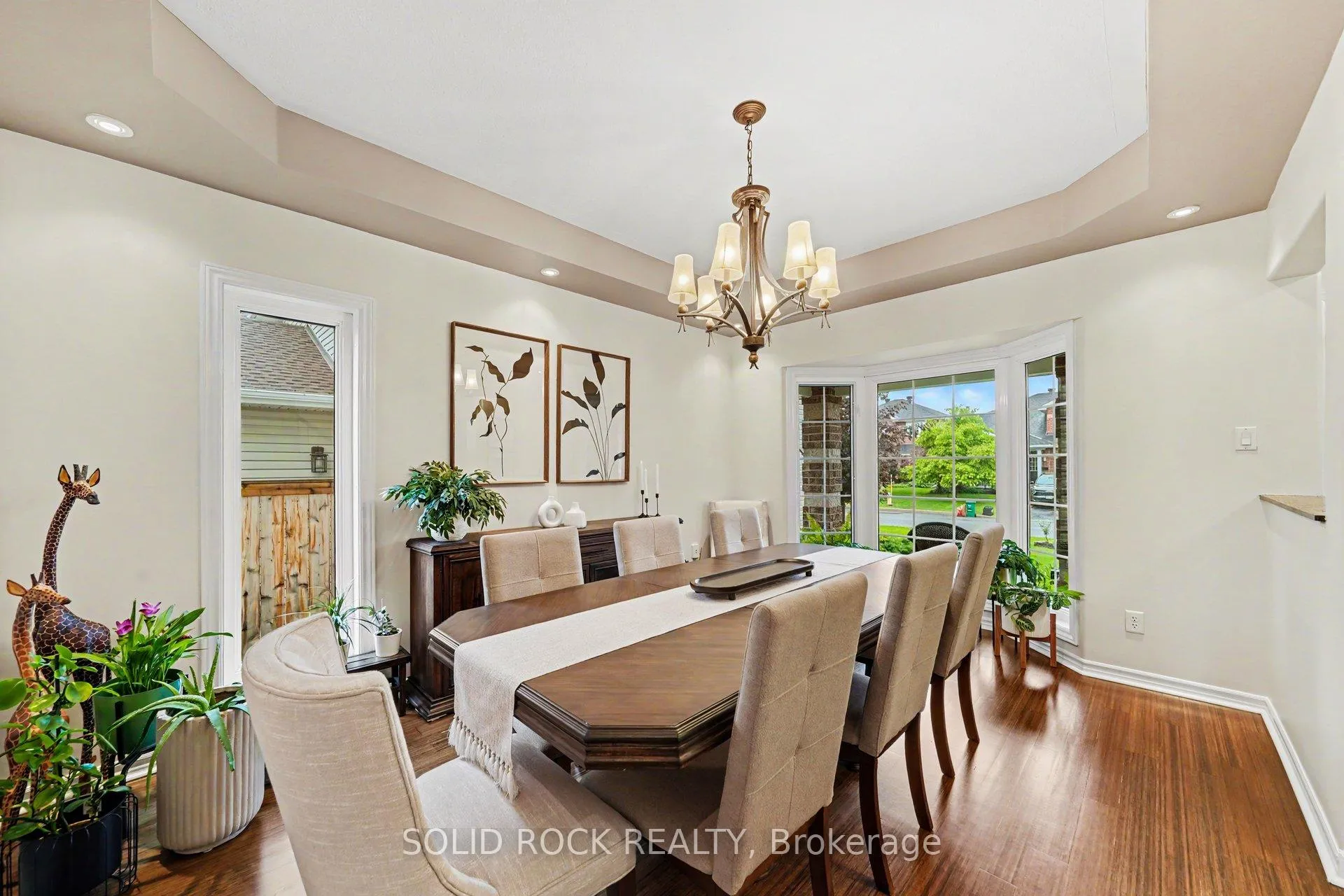 Photo 8 of 737 Vermillion Drive, Ottawa, Riverside South/Gloucester Glen — HOMEH