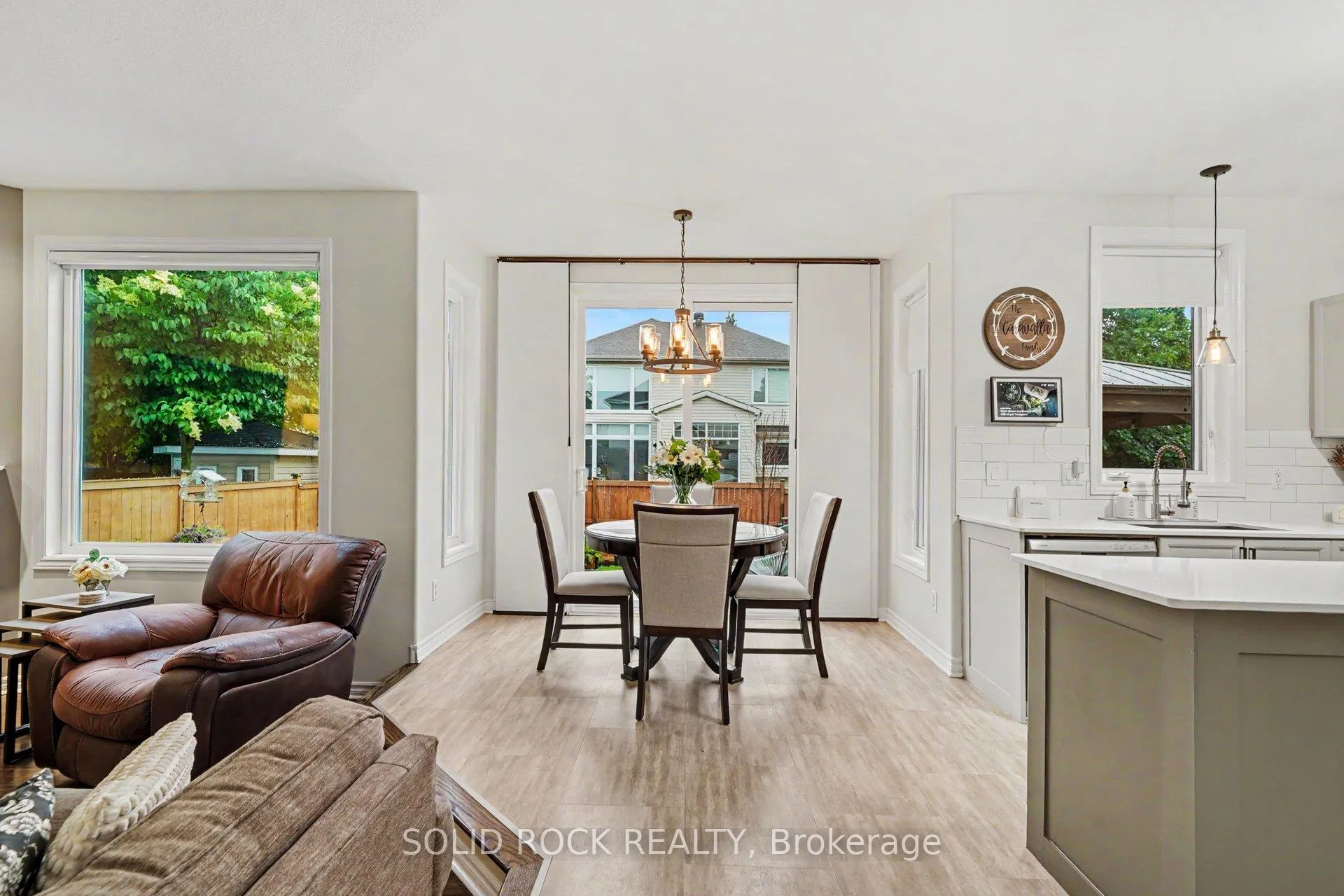 Photo 9 of 737 Vermillion Drive, Ottawa, Riverside South/Gloucester Glen — HOMEH