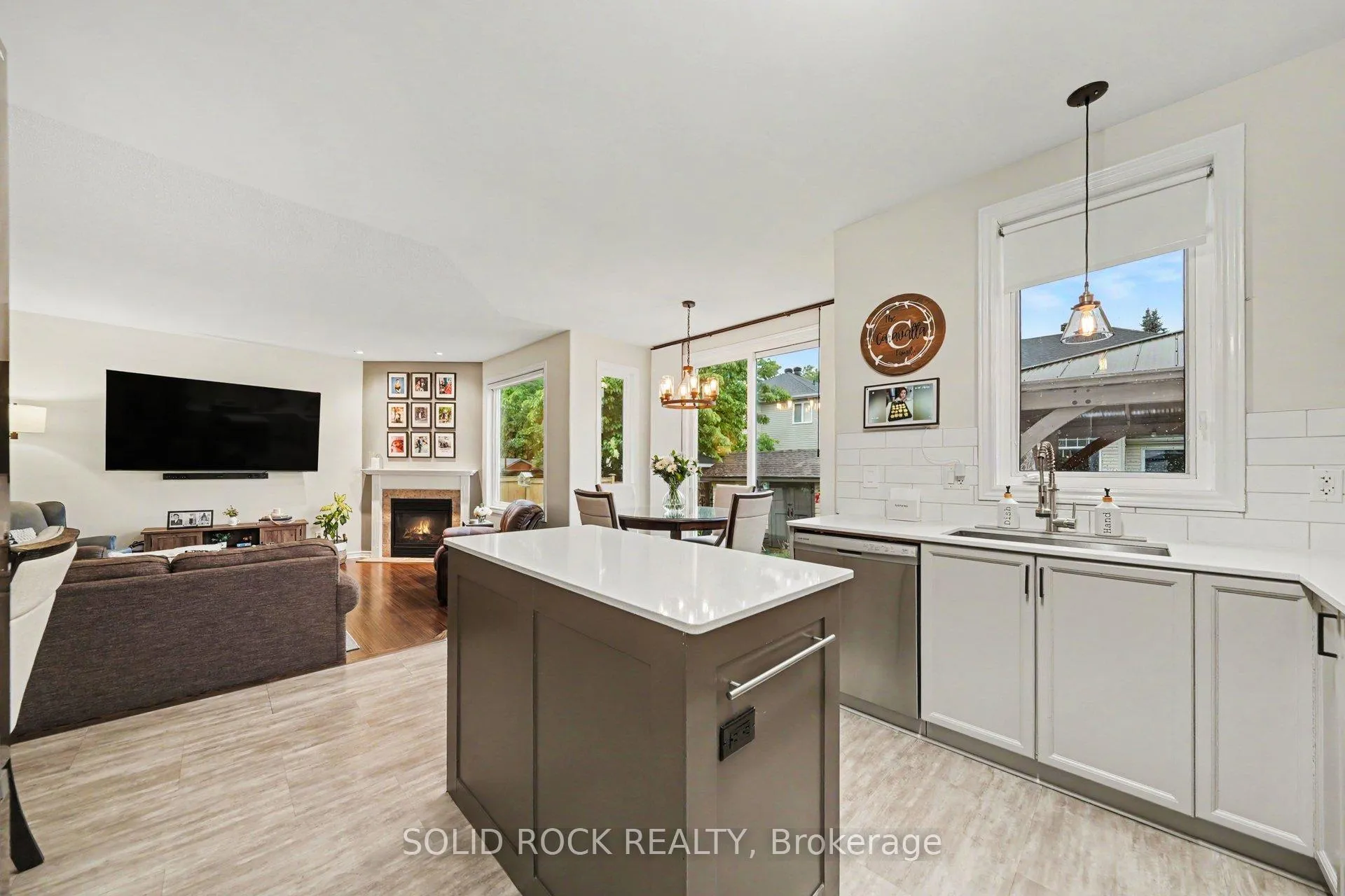 Photo 14 of 737 Vermillion Drive, Ottawa, Riverside South/Gloucester Glen — HOMEH