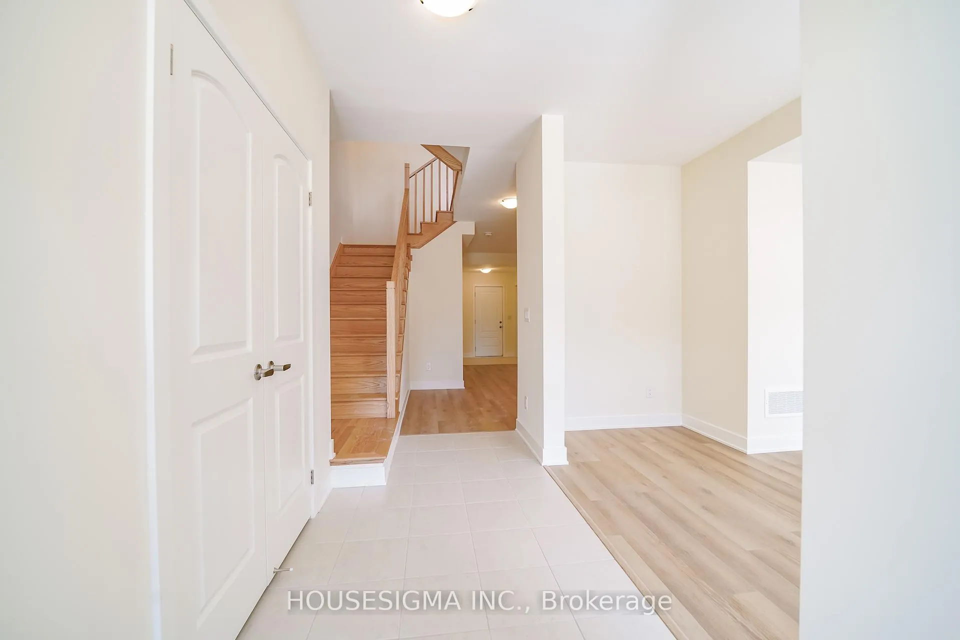 Photo 9 of 66 Robert Eaton Avenue, Markham, Middlefield — HOMEH