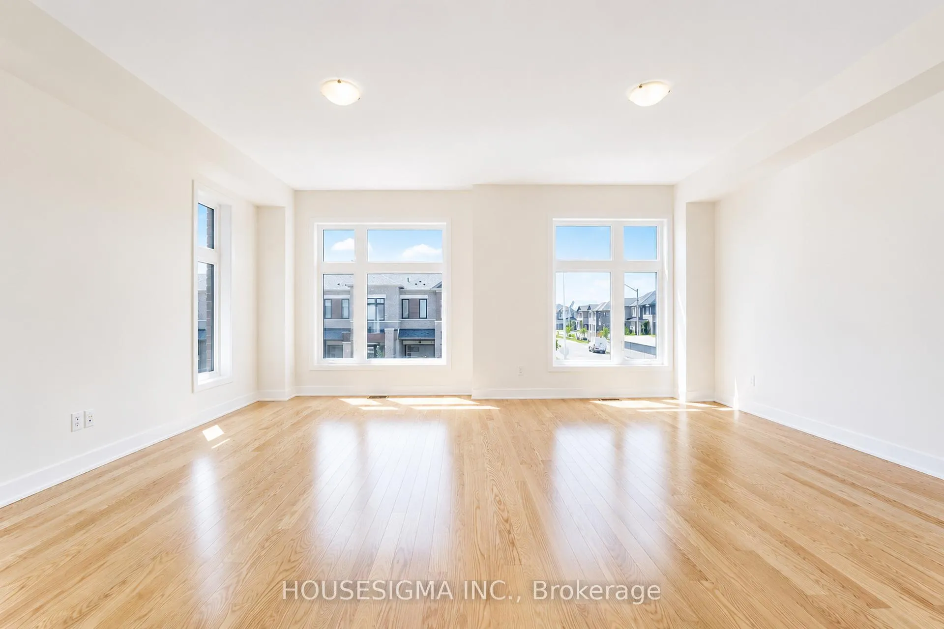 Photo 16 of 66 Robert Eaton Avenue, Markham, Middlefield — HOMEH