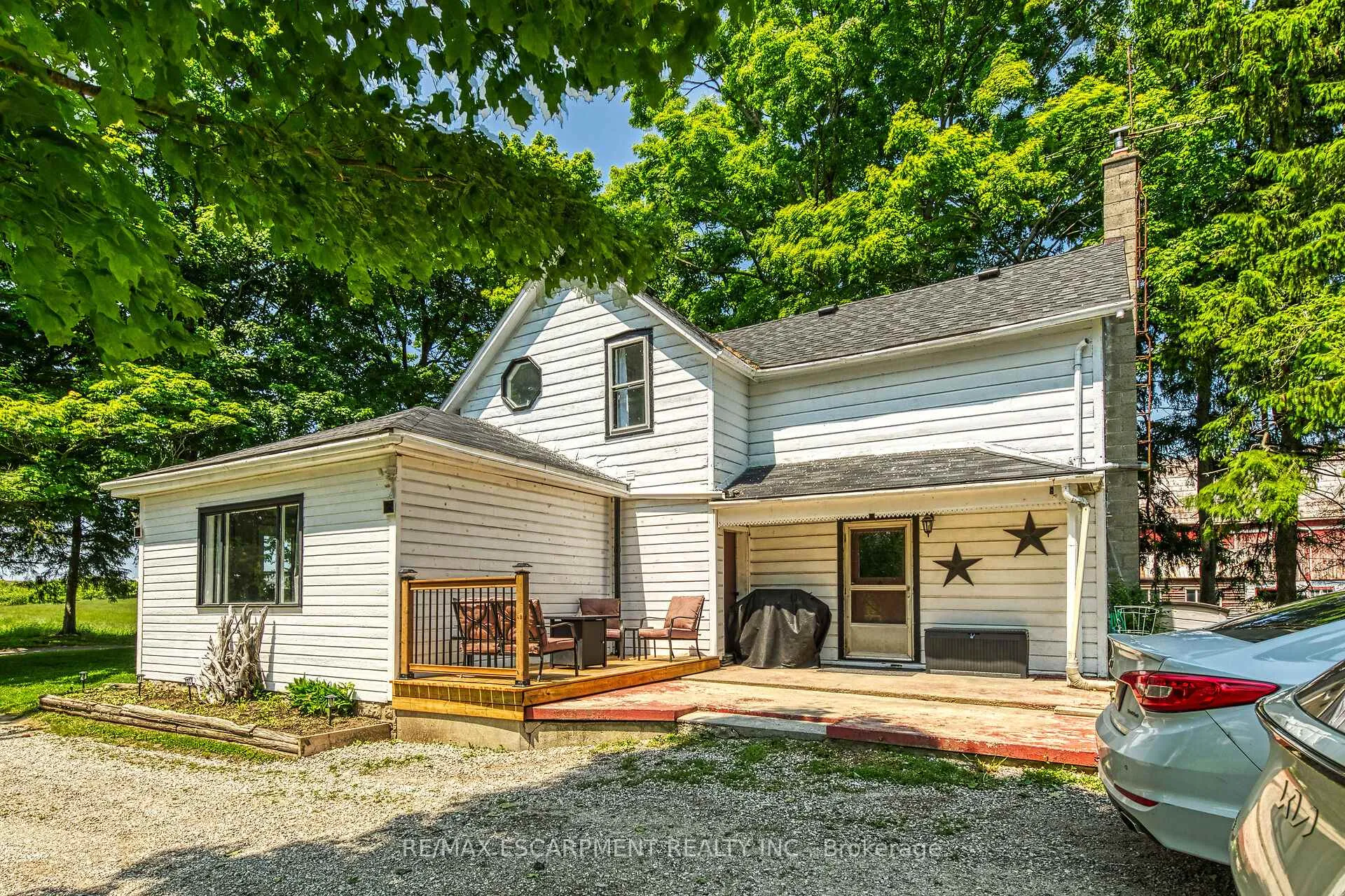 Photo 4 of 1216 Sawmill Road, Hamilton, Rural Glanbrook — HOMEH