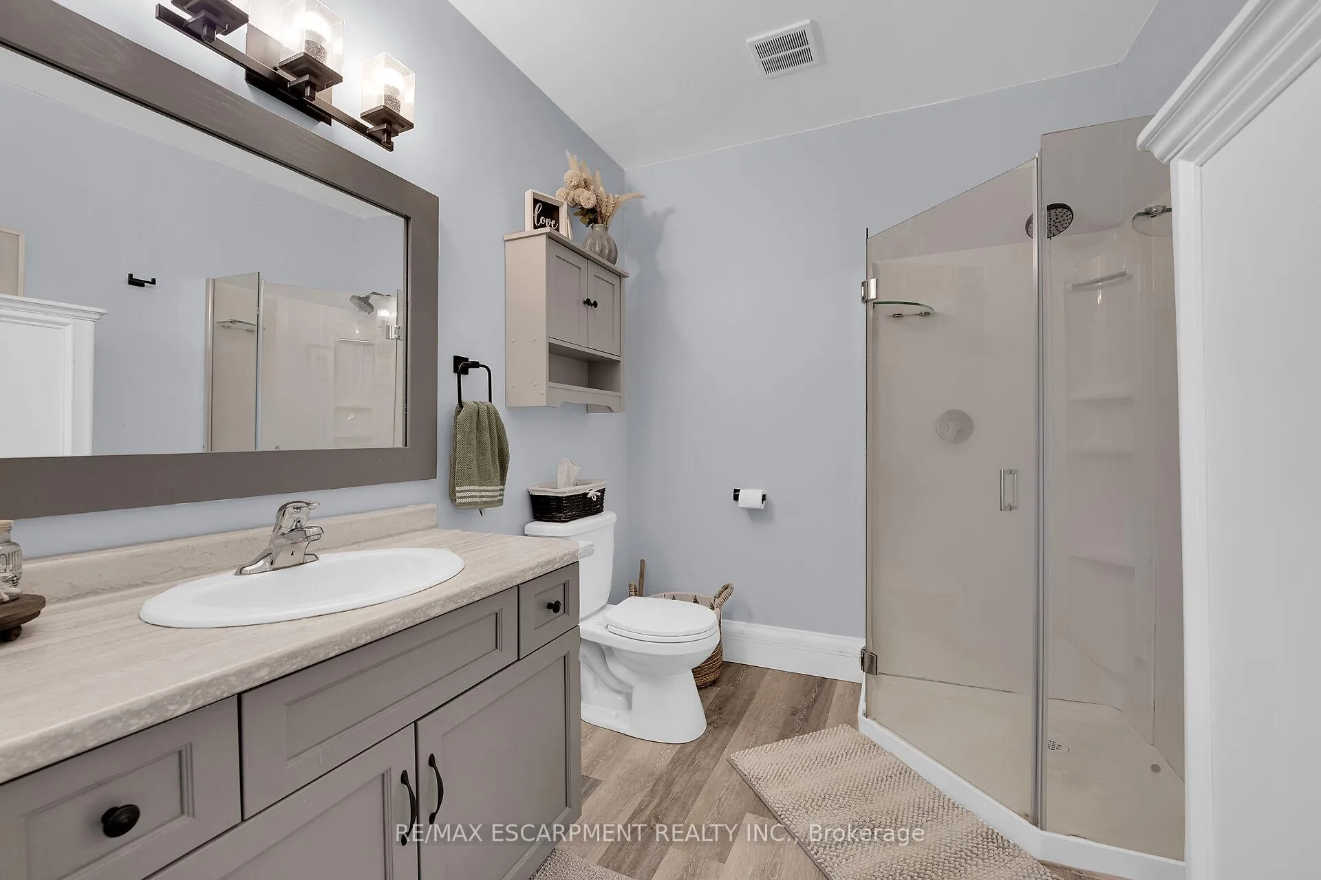 Photo 16 of 1216 Sawmill Road, Hamilton, Rural Glanbrook — HOMEH