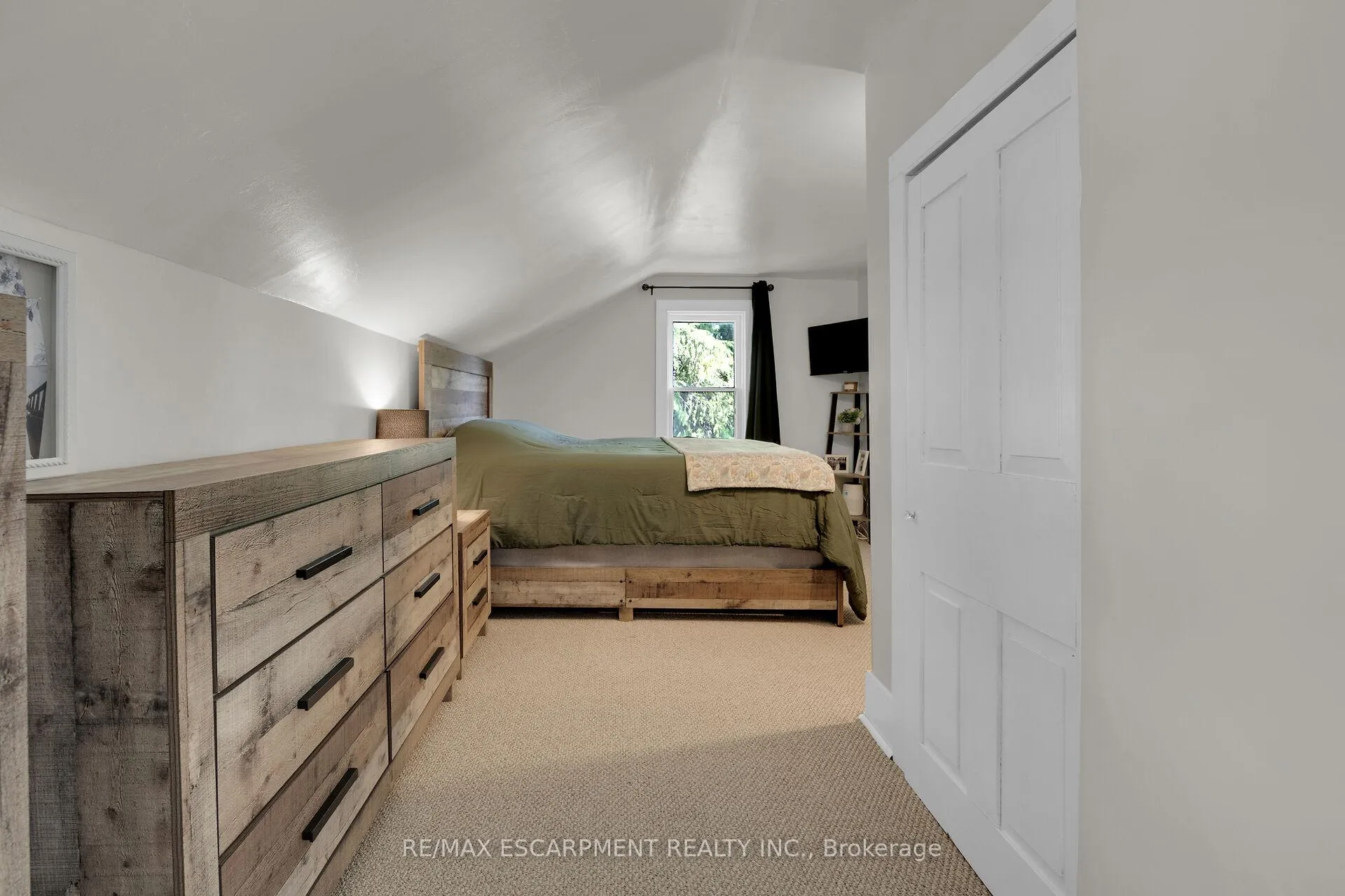 Photo 26 of 1216 Sawmill Road, Hamilton, Rural Glanbrook — HOMEH